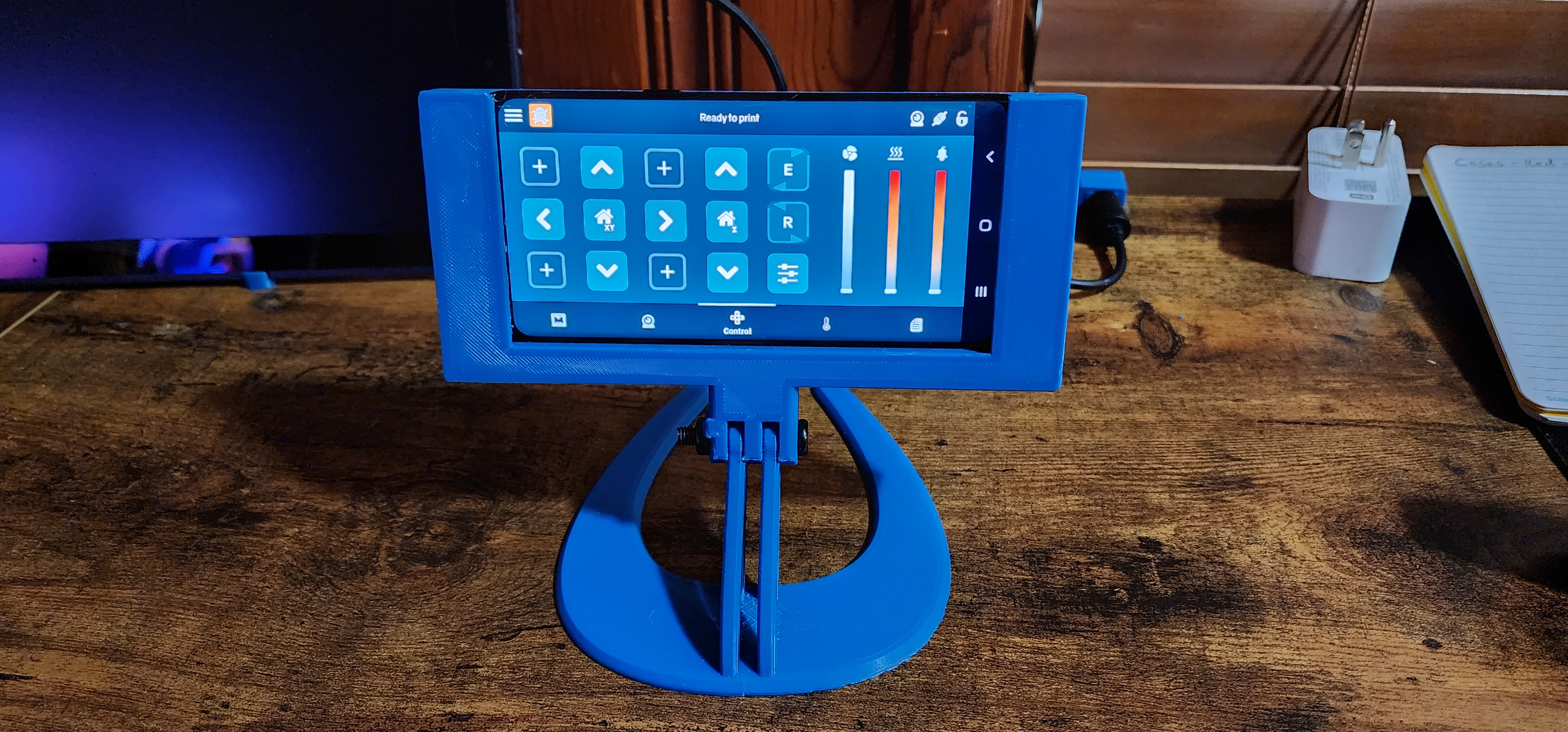 Galaxy S8 Phone Stand 3D model thumbnail