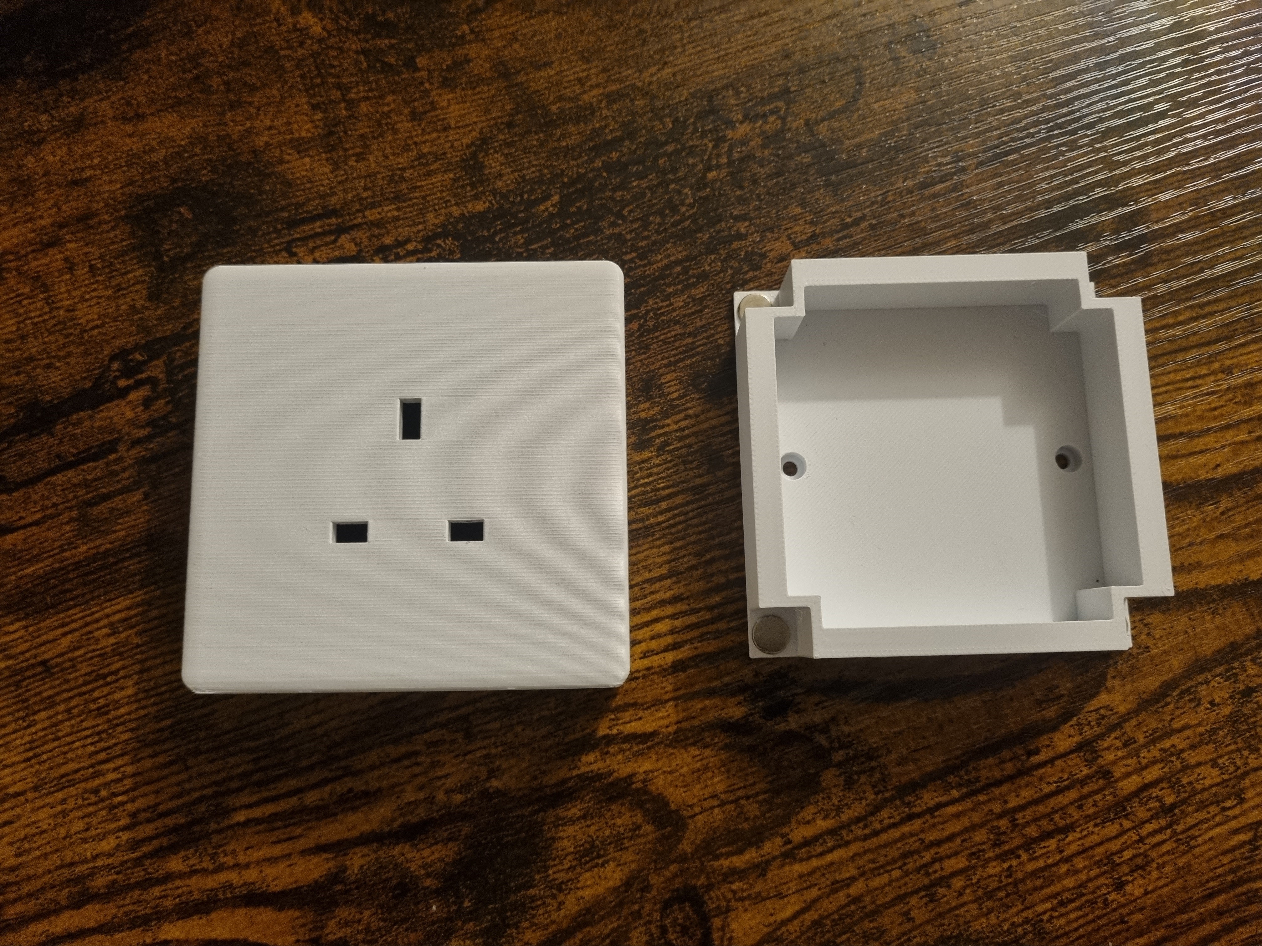 Fake Stash Socket