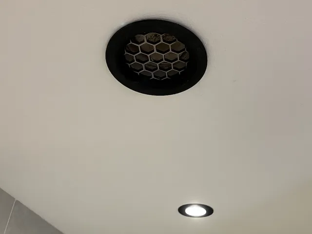 Ventilation vent cover hexagon