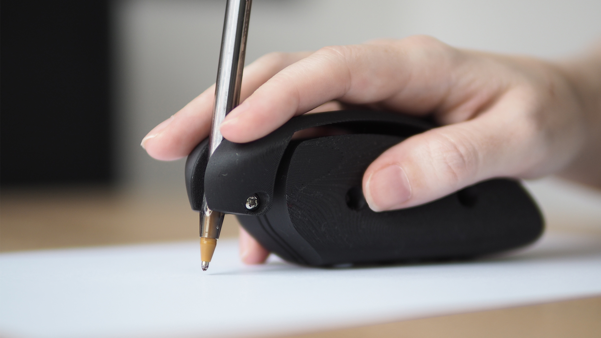 DRAG | Assistive Writing and Drawing Device 3D model thumbnail