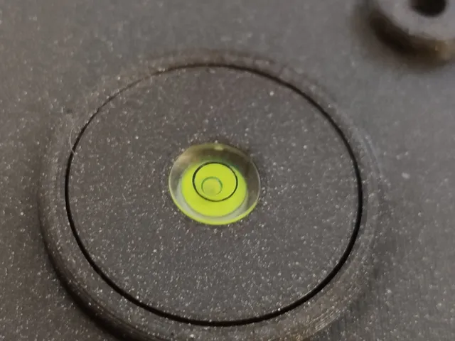 Reduction for spirit level with low diameter