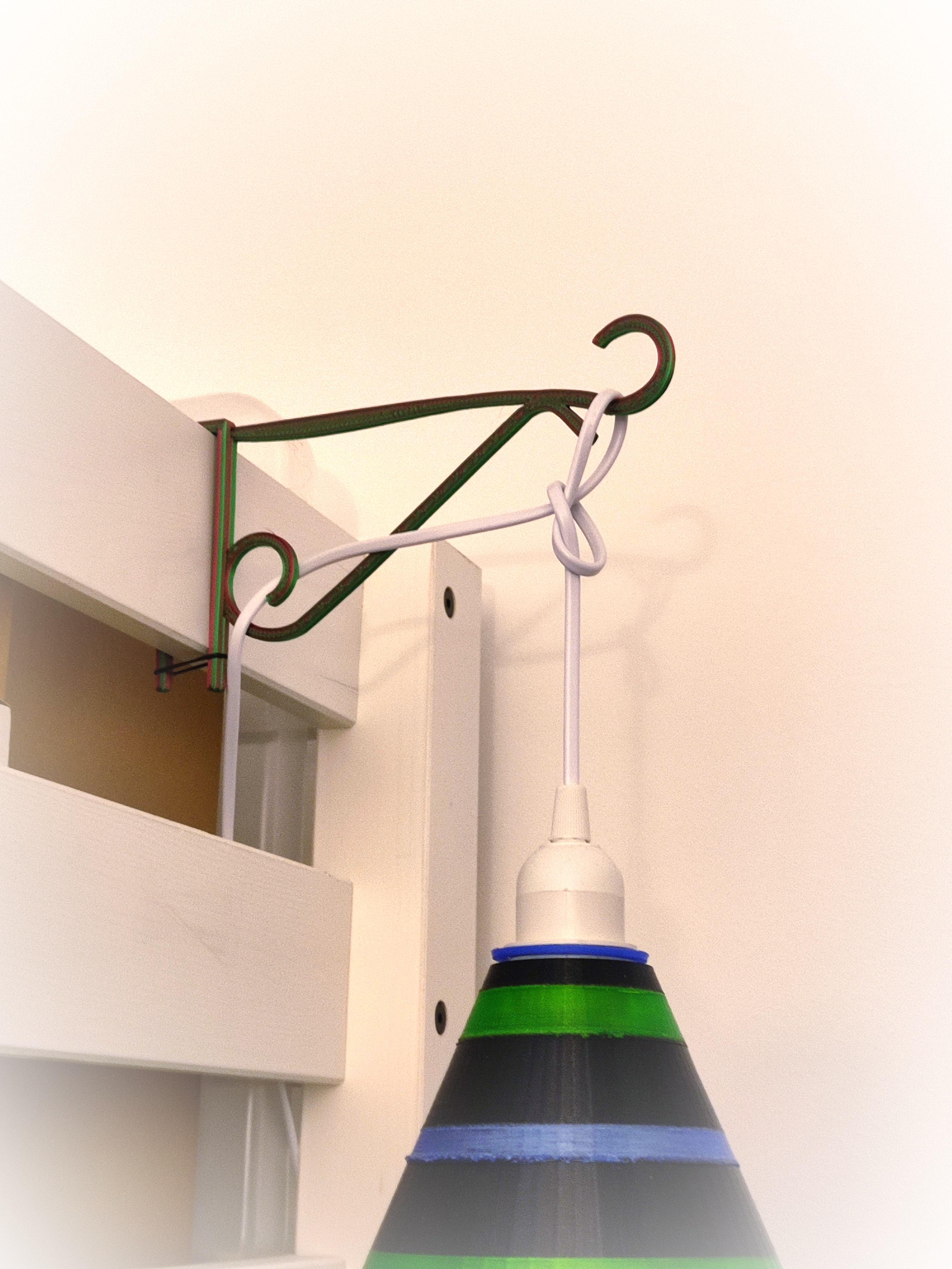 Miniatura 2 do modelo 3D Lantern Wall Hook Hanger