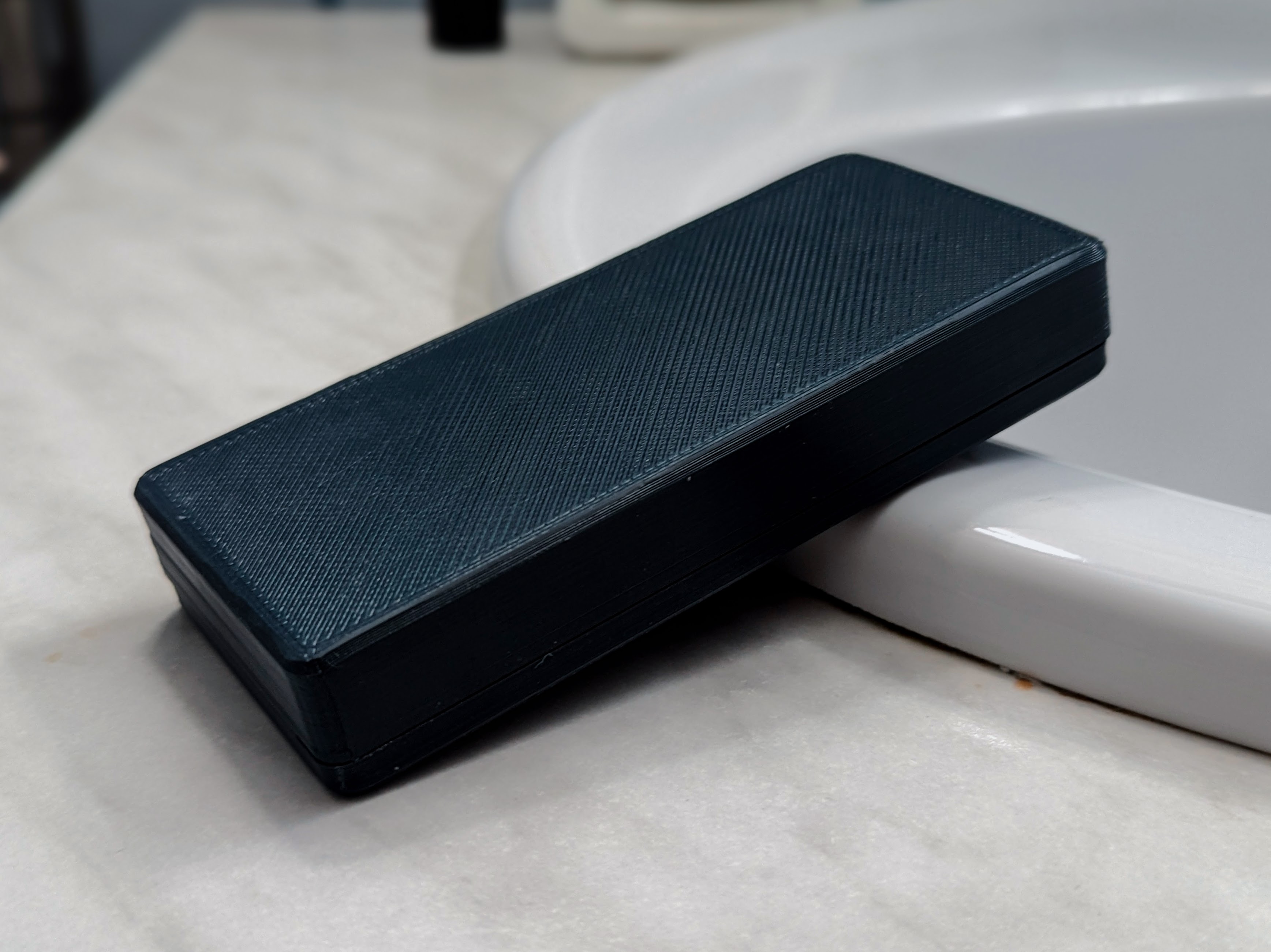 Safety razor travel case with builtin stand by JGR Download free STL