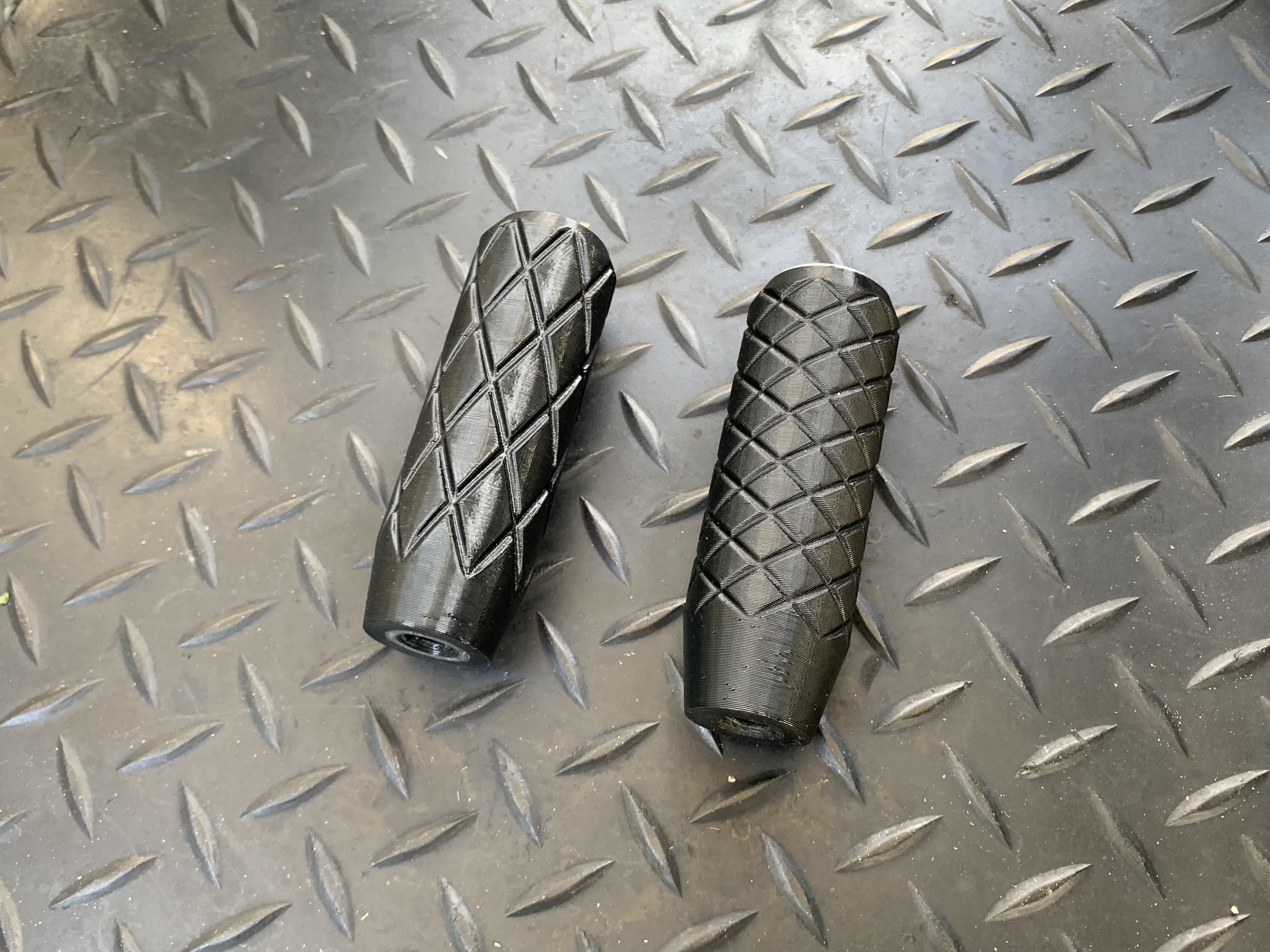 Miniatura 4 do modelo 3D Shift Knob M12x1.75
