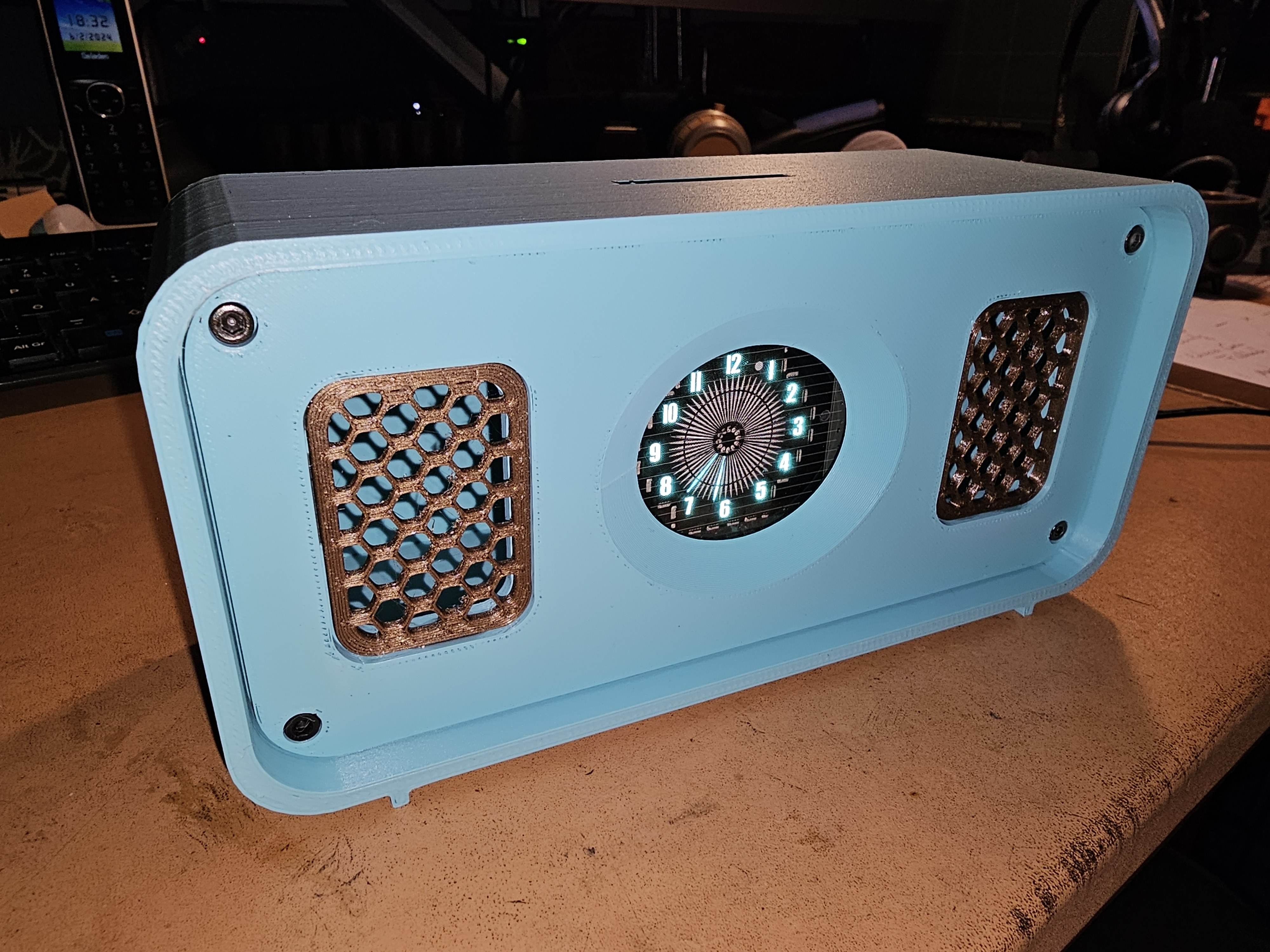 Analog VFD clock (Kosbo)
