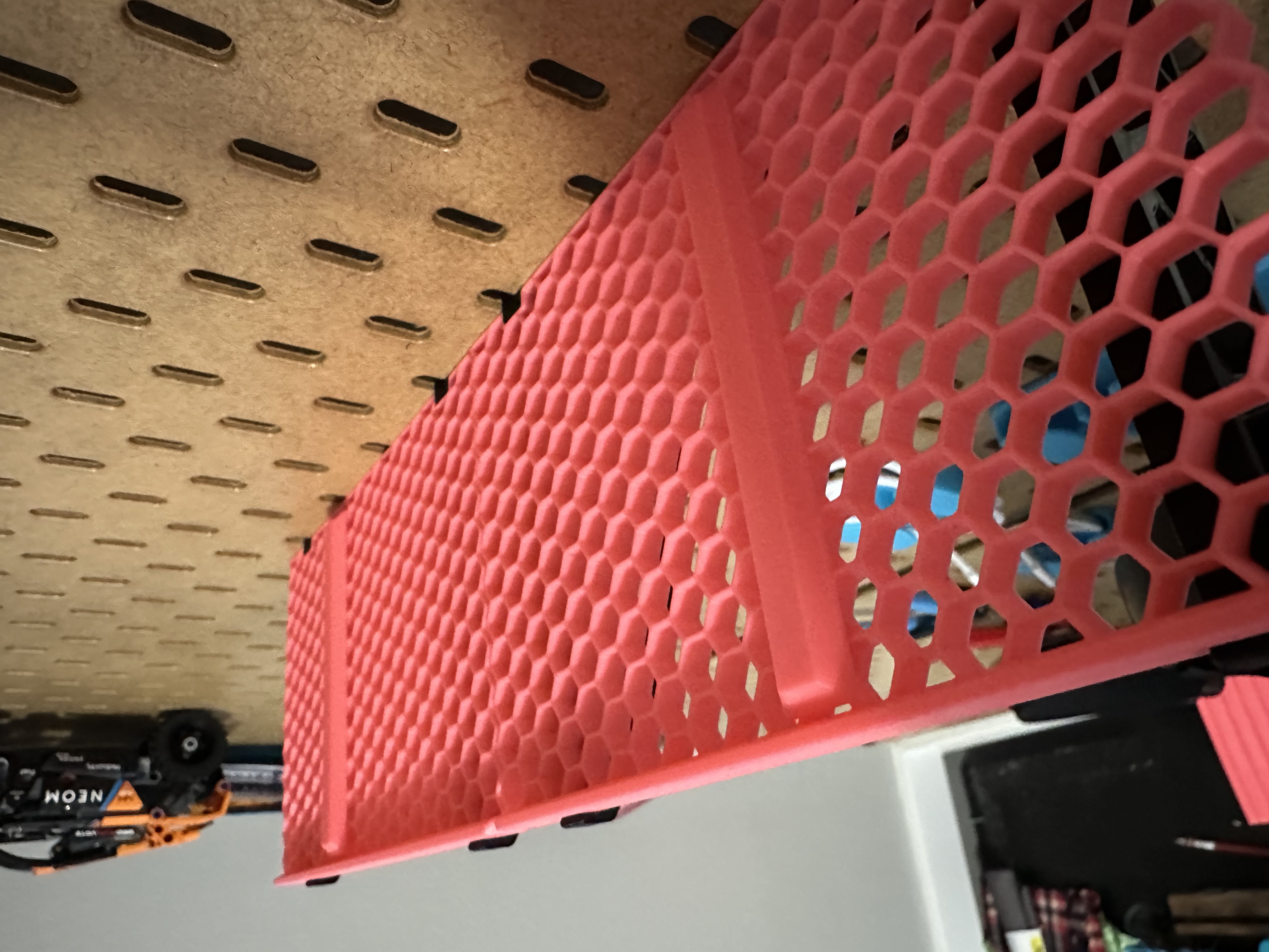 Skadis Continuous Shelf Stopper 3D model thumbnail