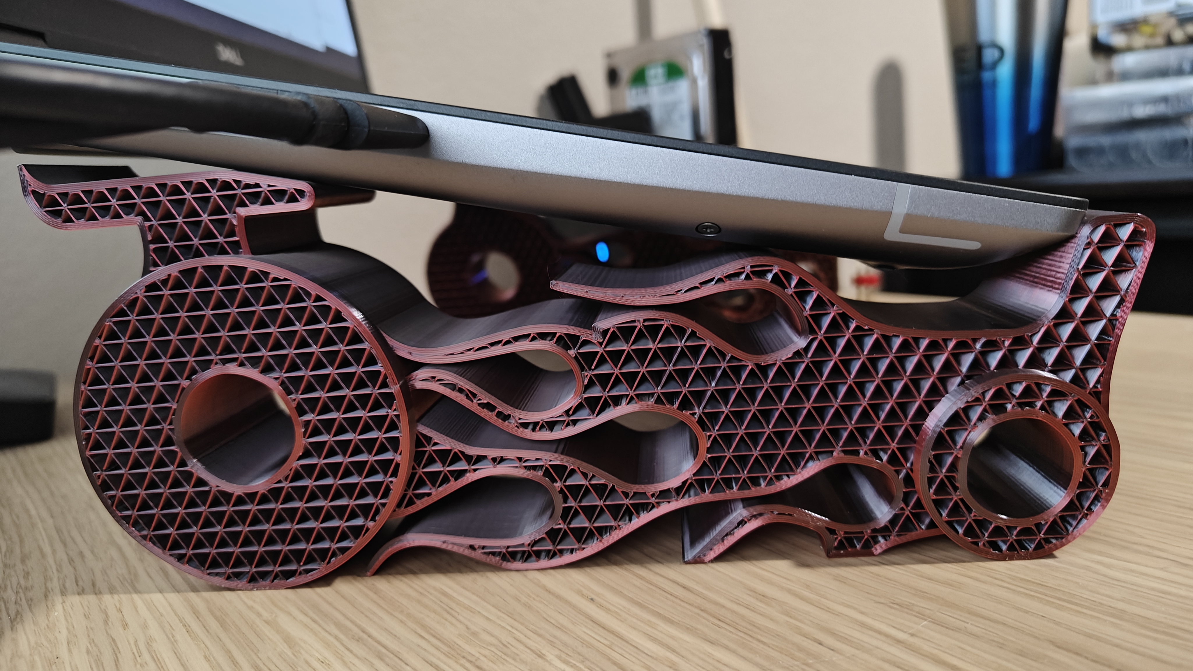 Hotrod Laptop Stand
