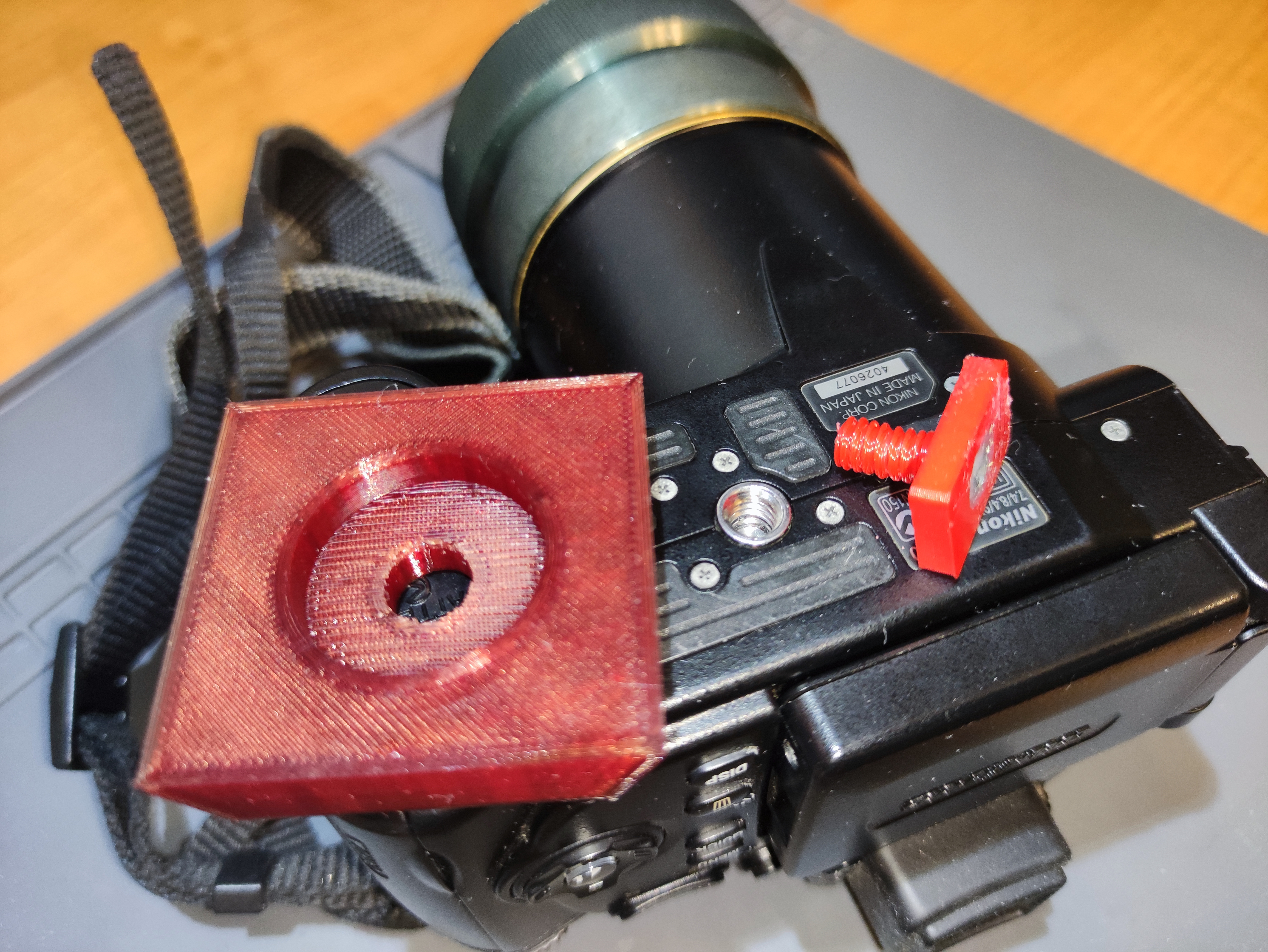 Camera foot for tripod