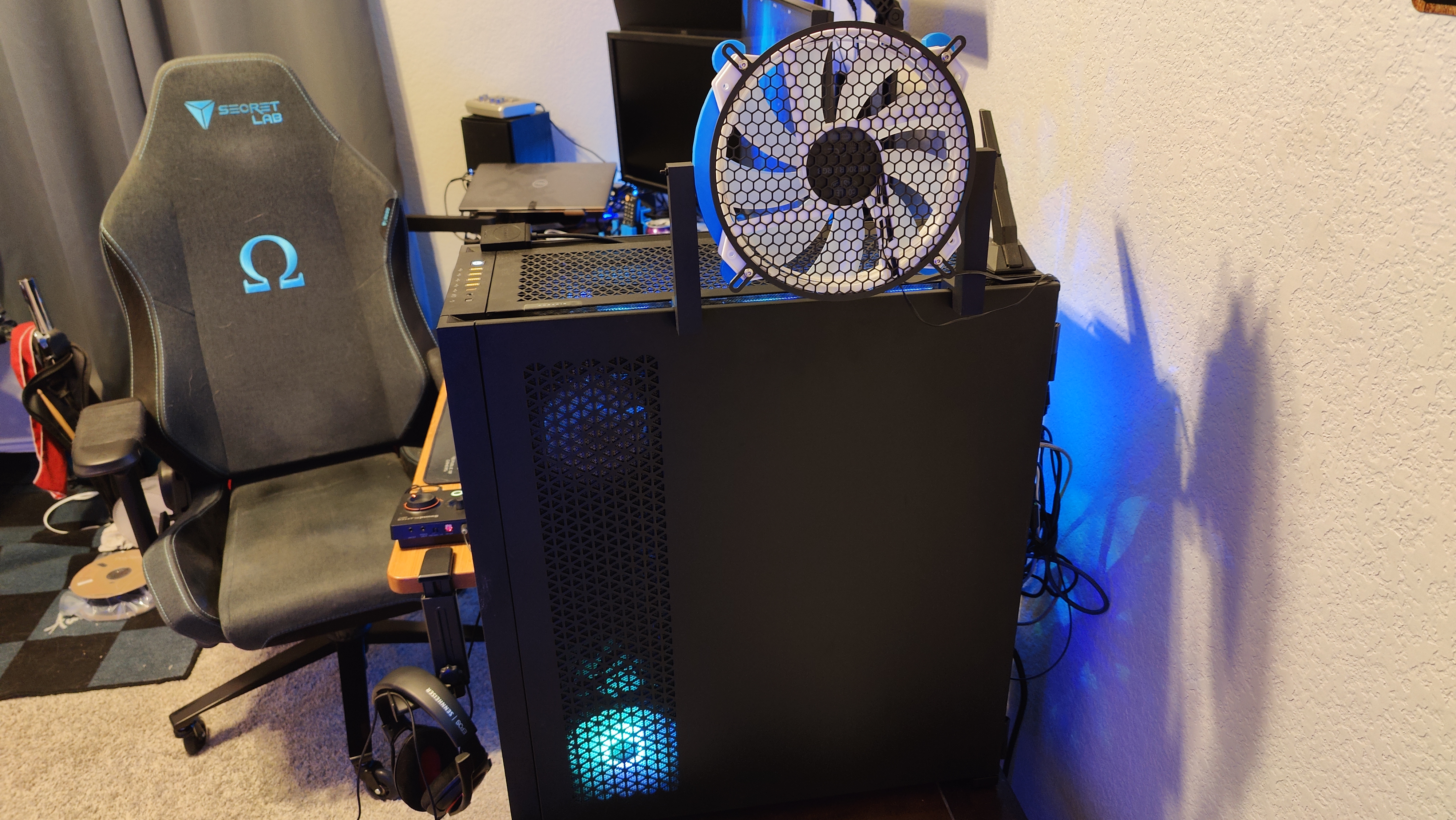 Corsair 7000D case external 200mm fan mount