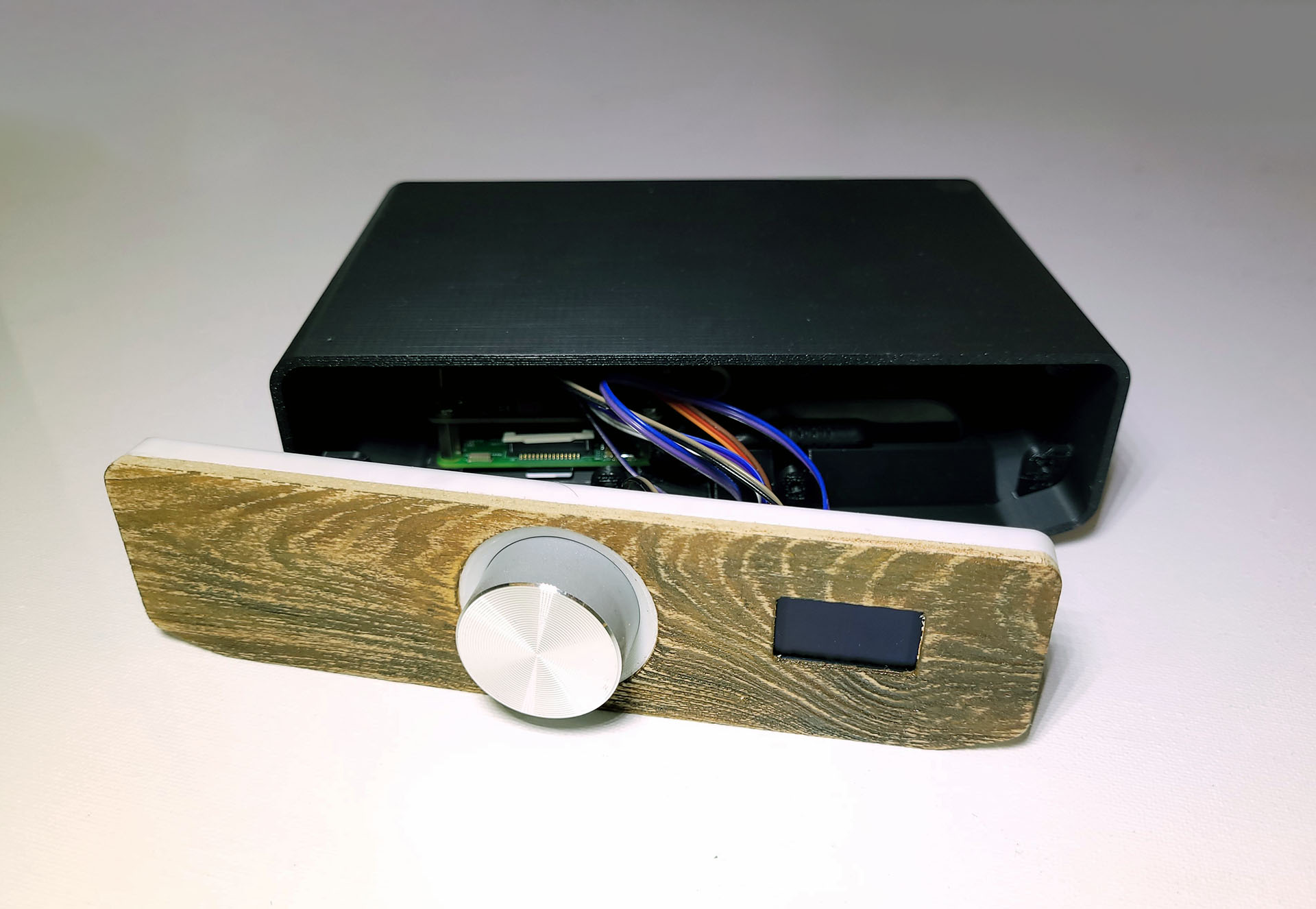 Moode Audio Player 2x30W V1 Fake Wood by M. Tops Download free STL