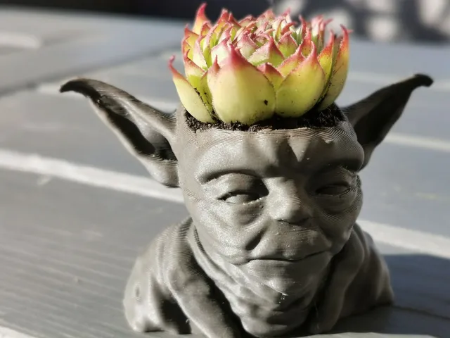 Yoda micro Vase