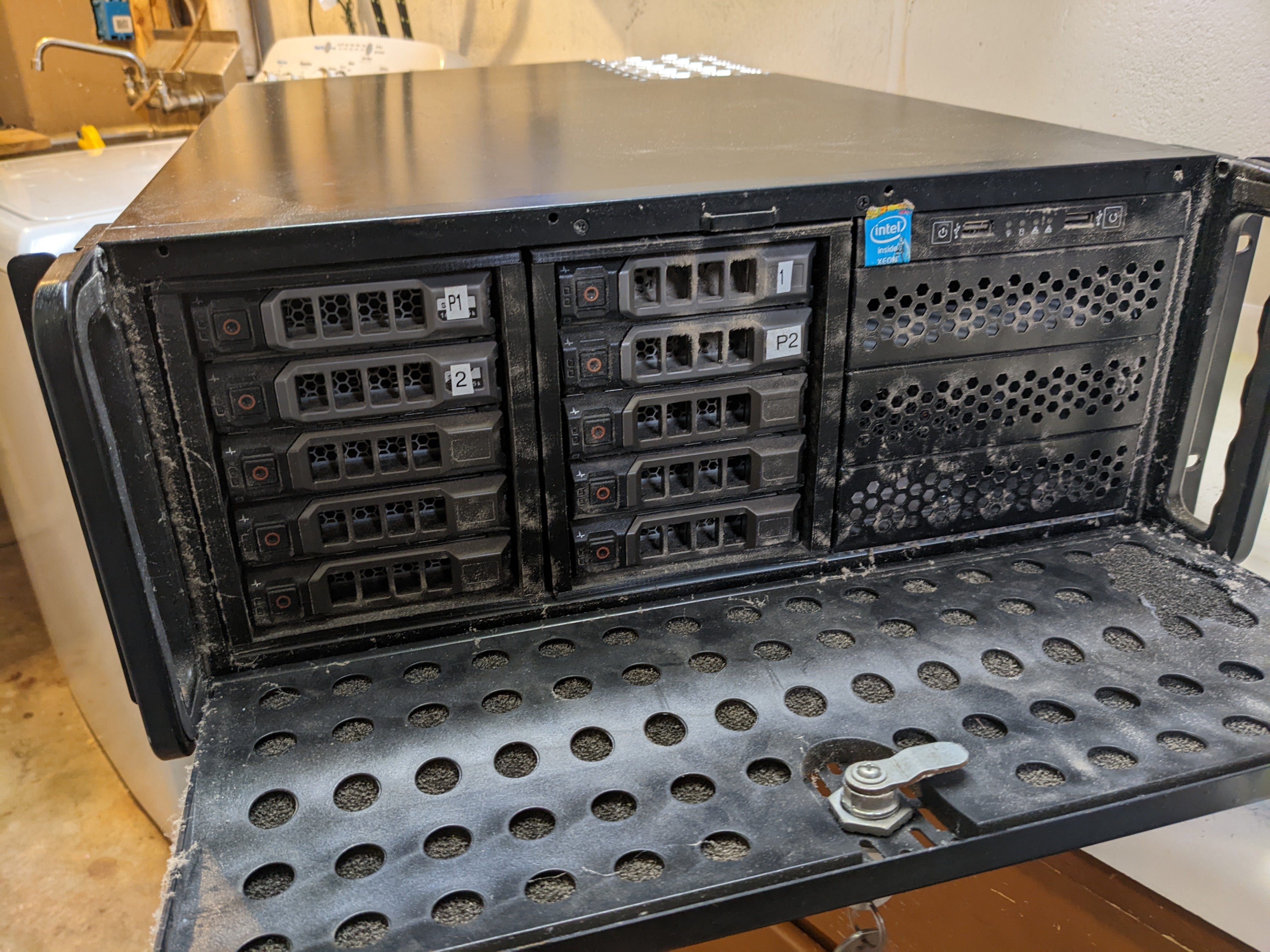 Rosewill Hotswap Bays