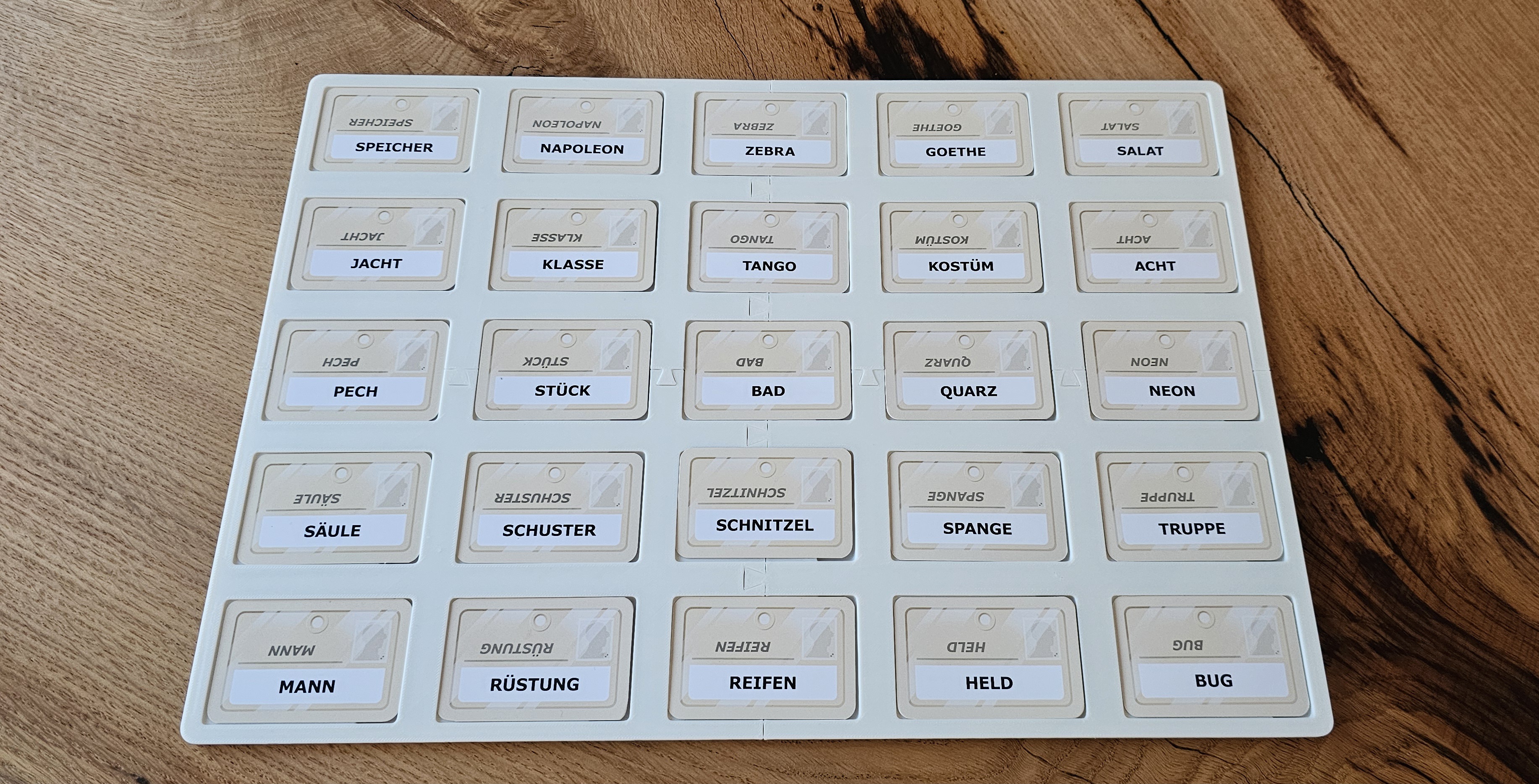 Codenames - Card Tray