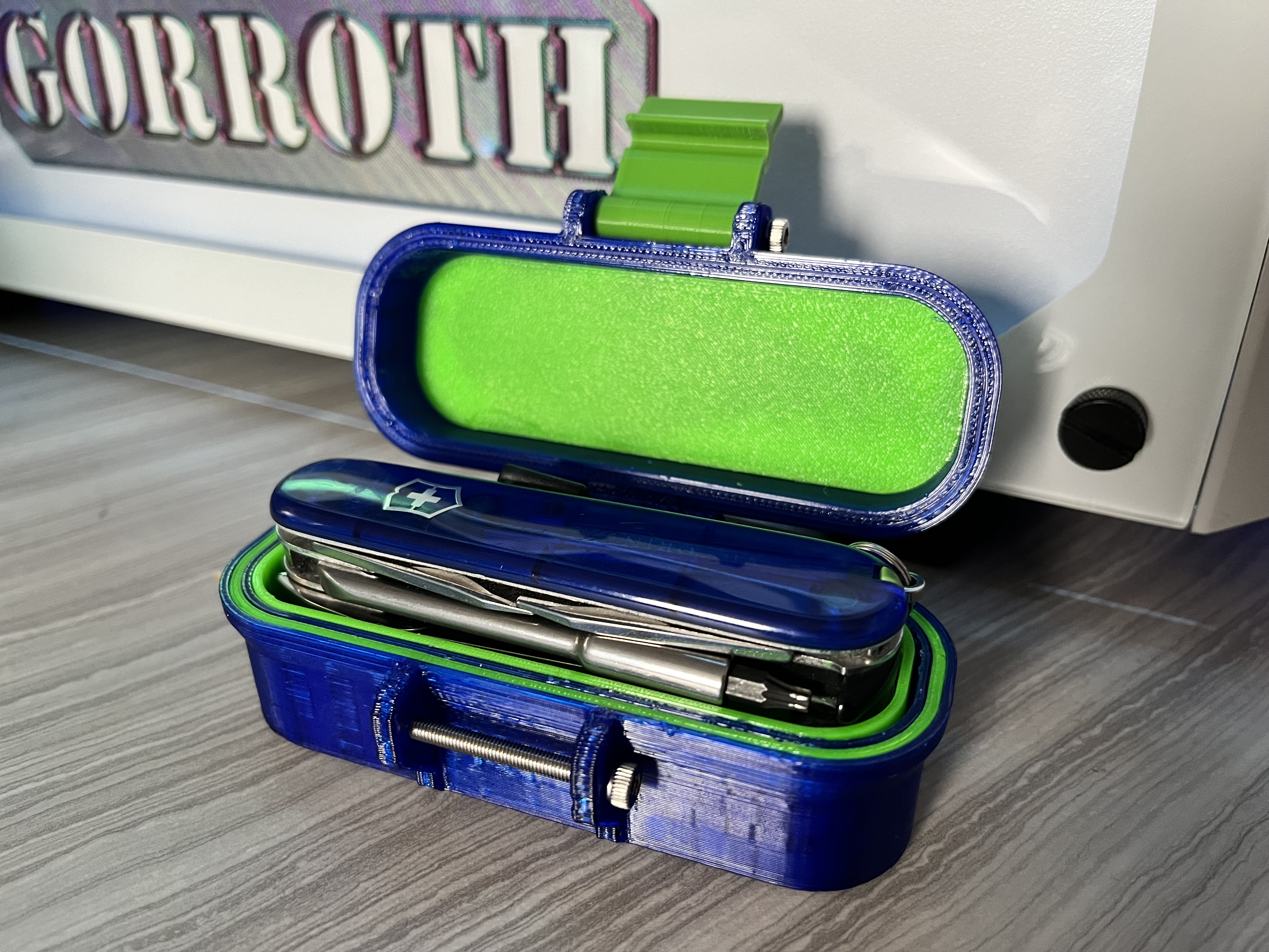 Rugged box for Victorinox Cybertool L or SwissChamp 3D model thumbnail
