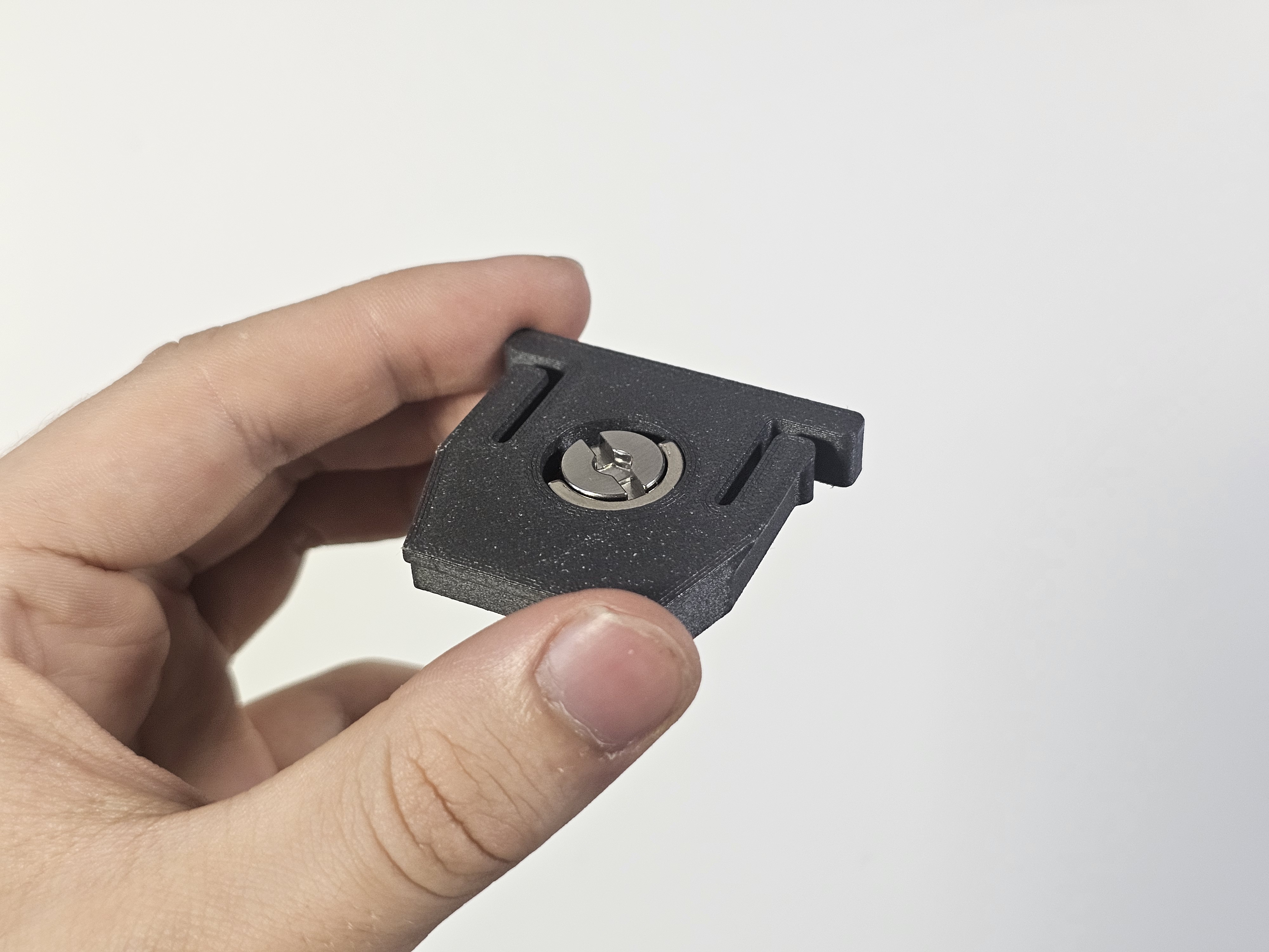 Miniatura 5 do modelo 3D Camera Backpack Clip