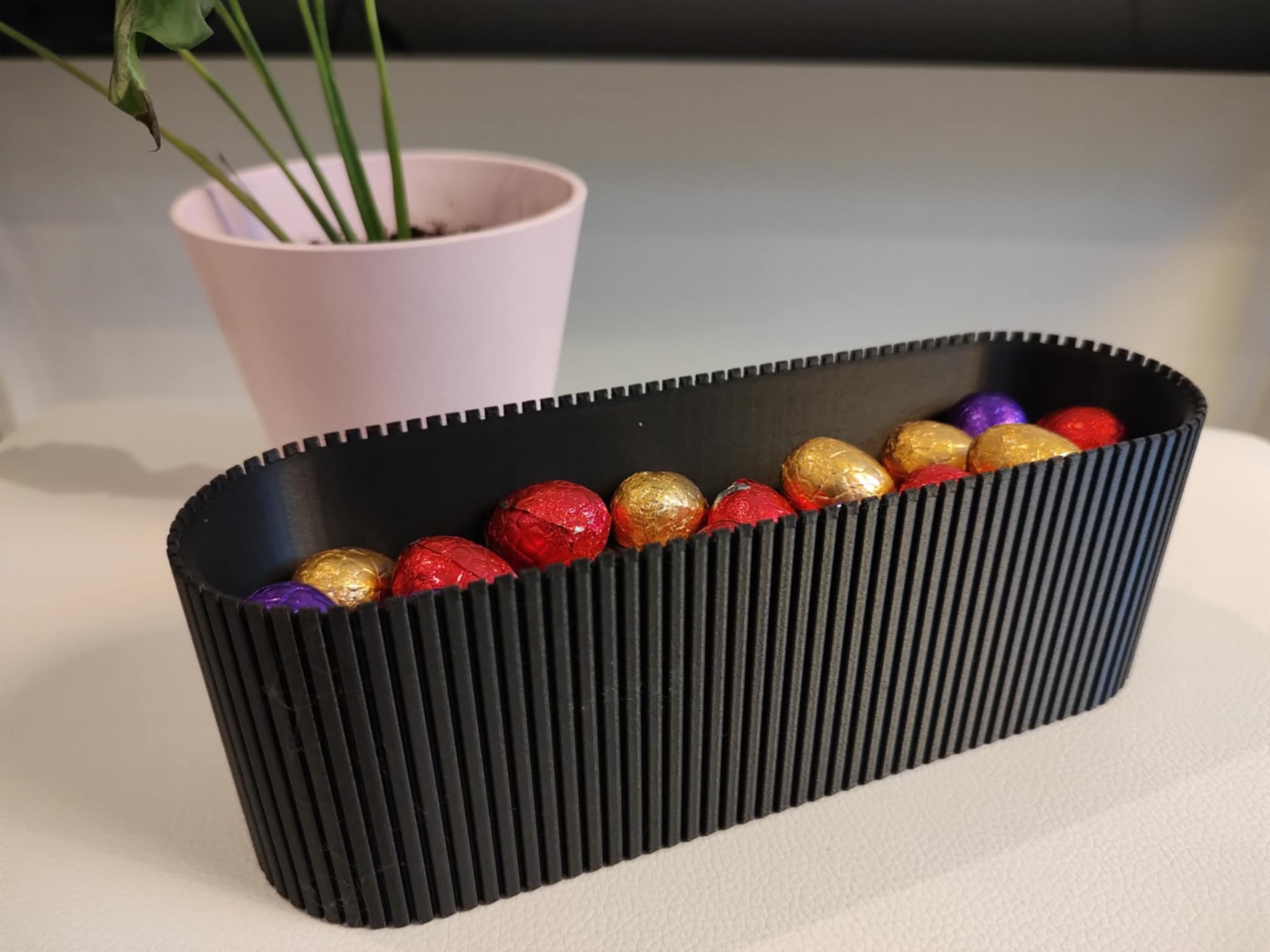Ribbed designer square sweets holder