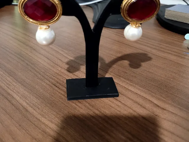 Earring Display