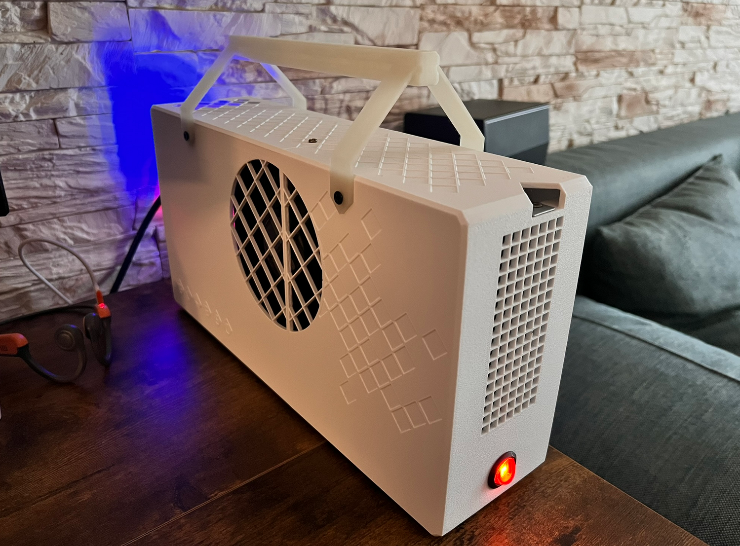 Minimalist BC-250 Case (mid fan - high pressure - less heatsink modding)