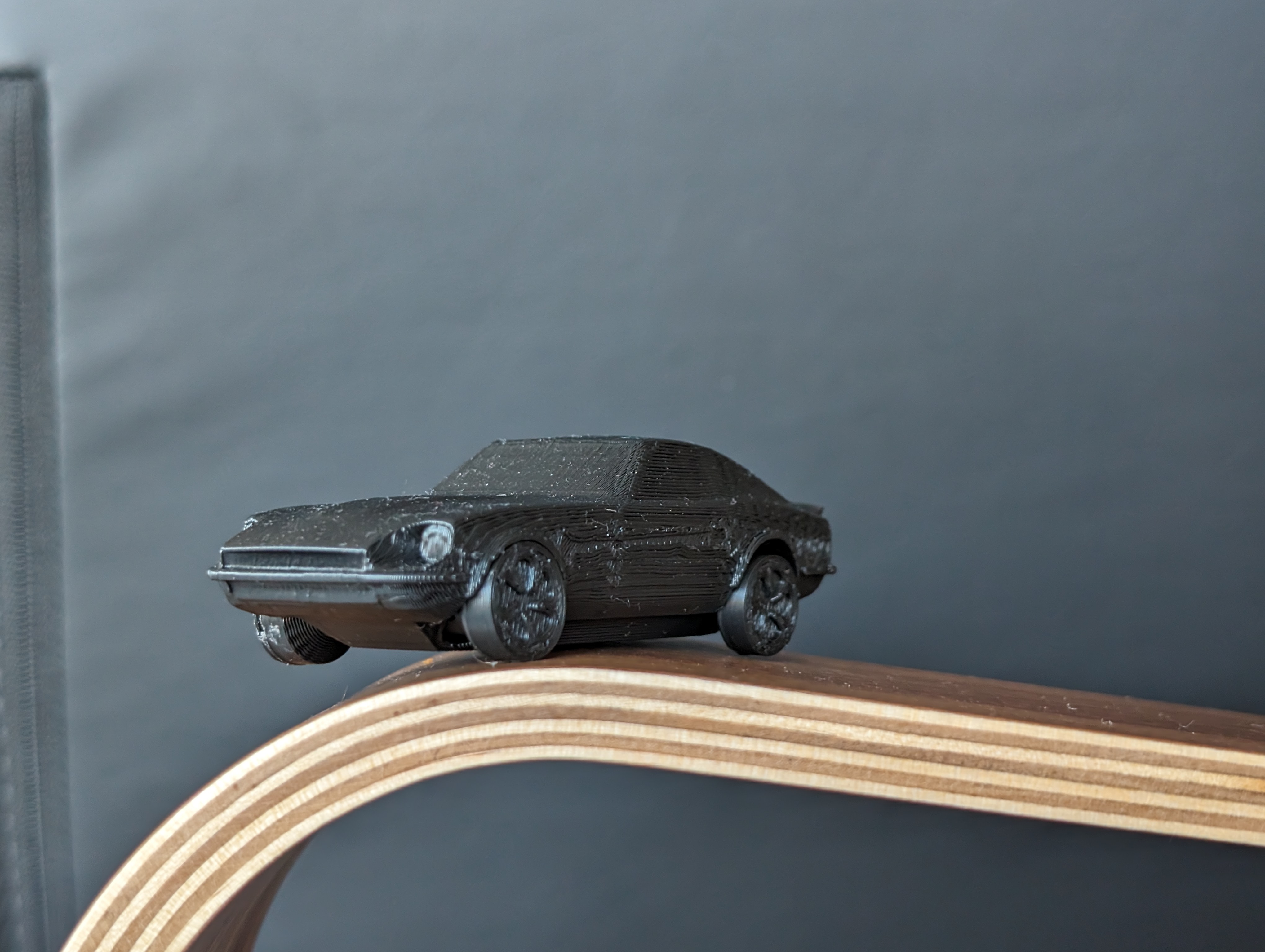 Datsun 240z print in place with moving wheels