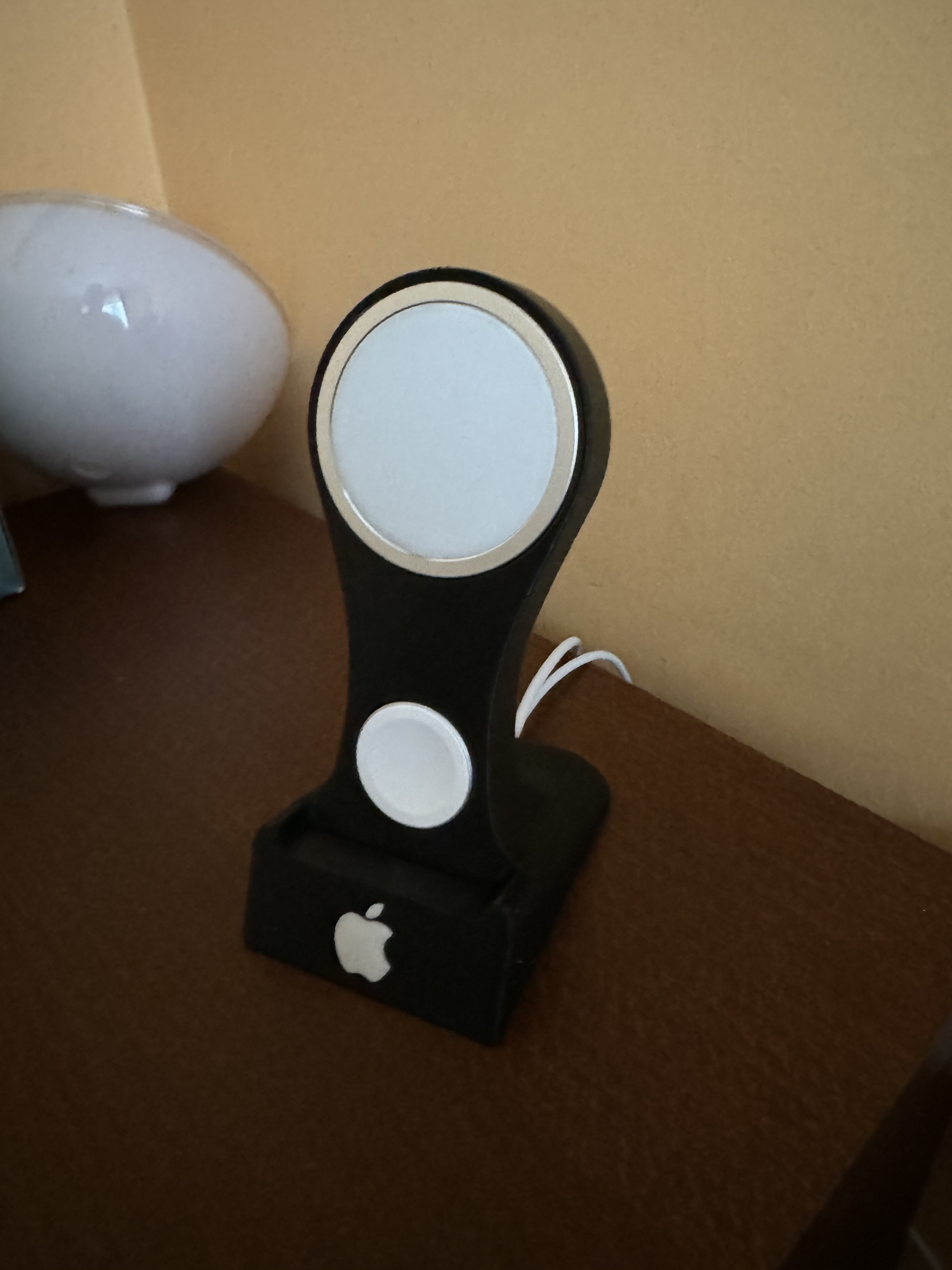 Magsafe iPhone and Apple Watch Stand
