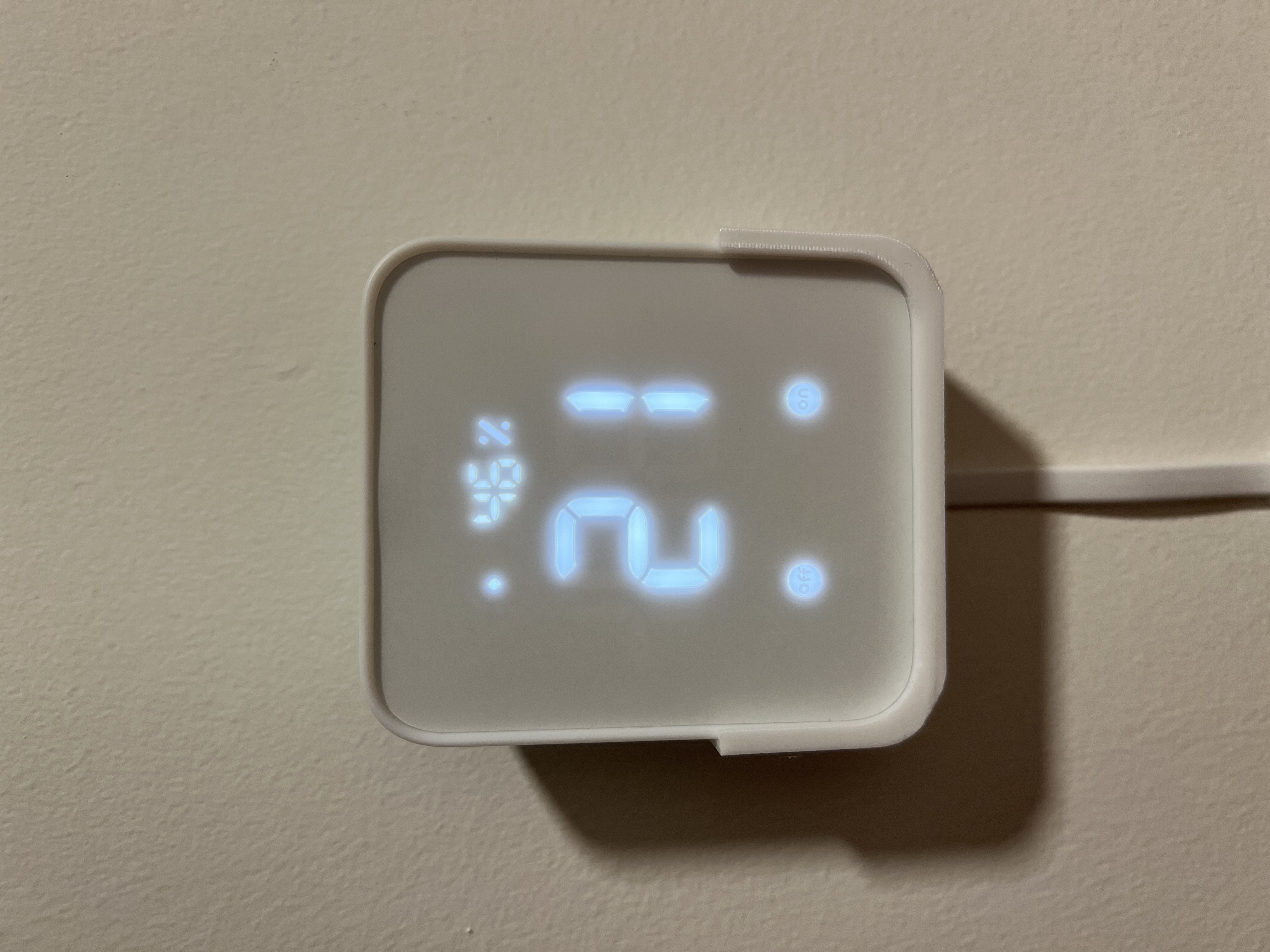 Switchbot Hub 2 wall mount