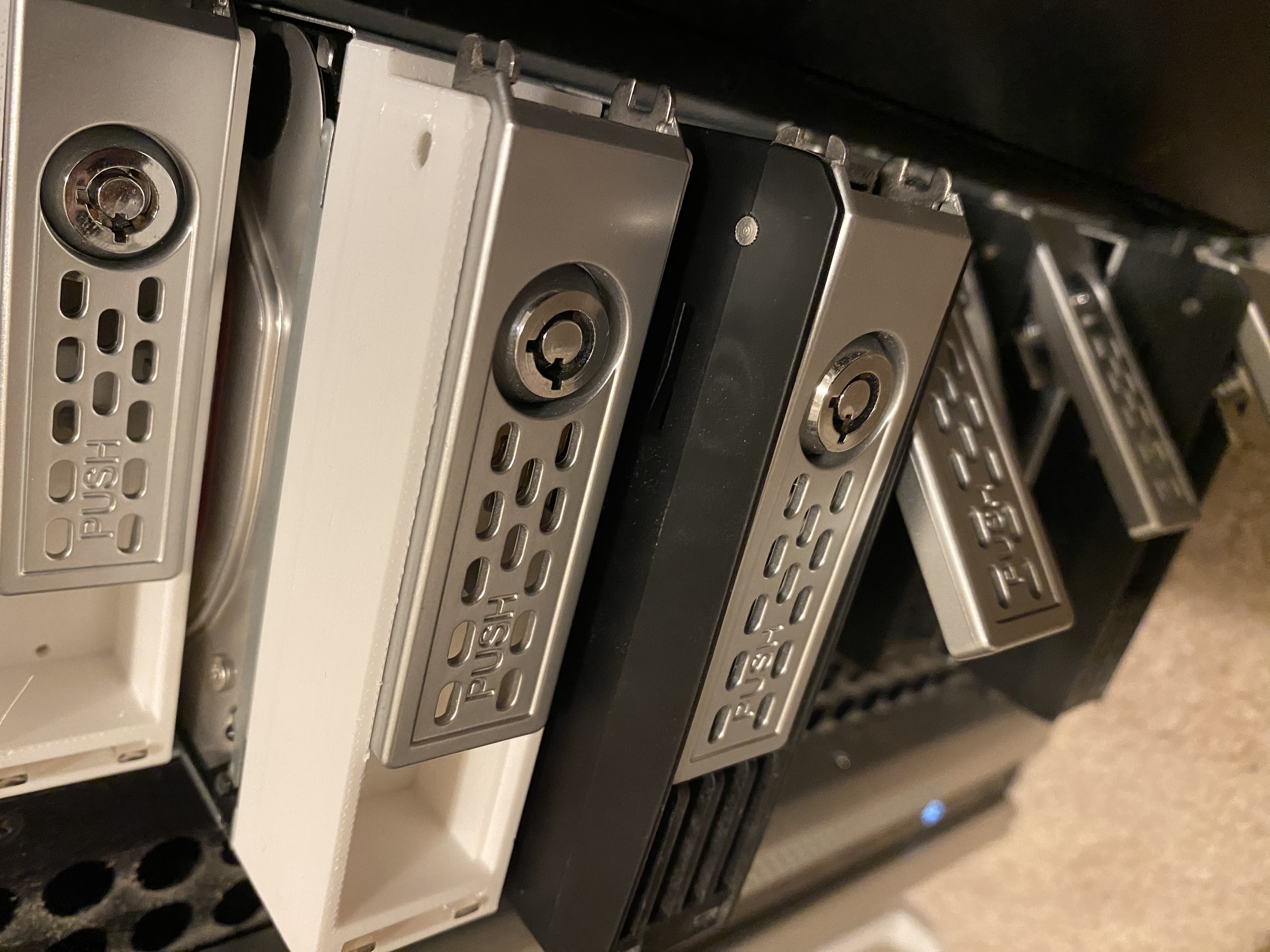 Thecus HDD caddy replacement part