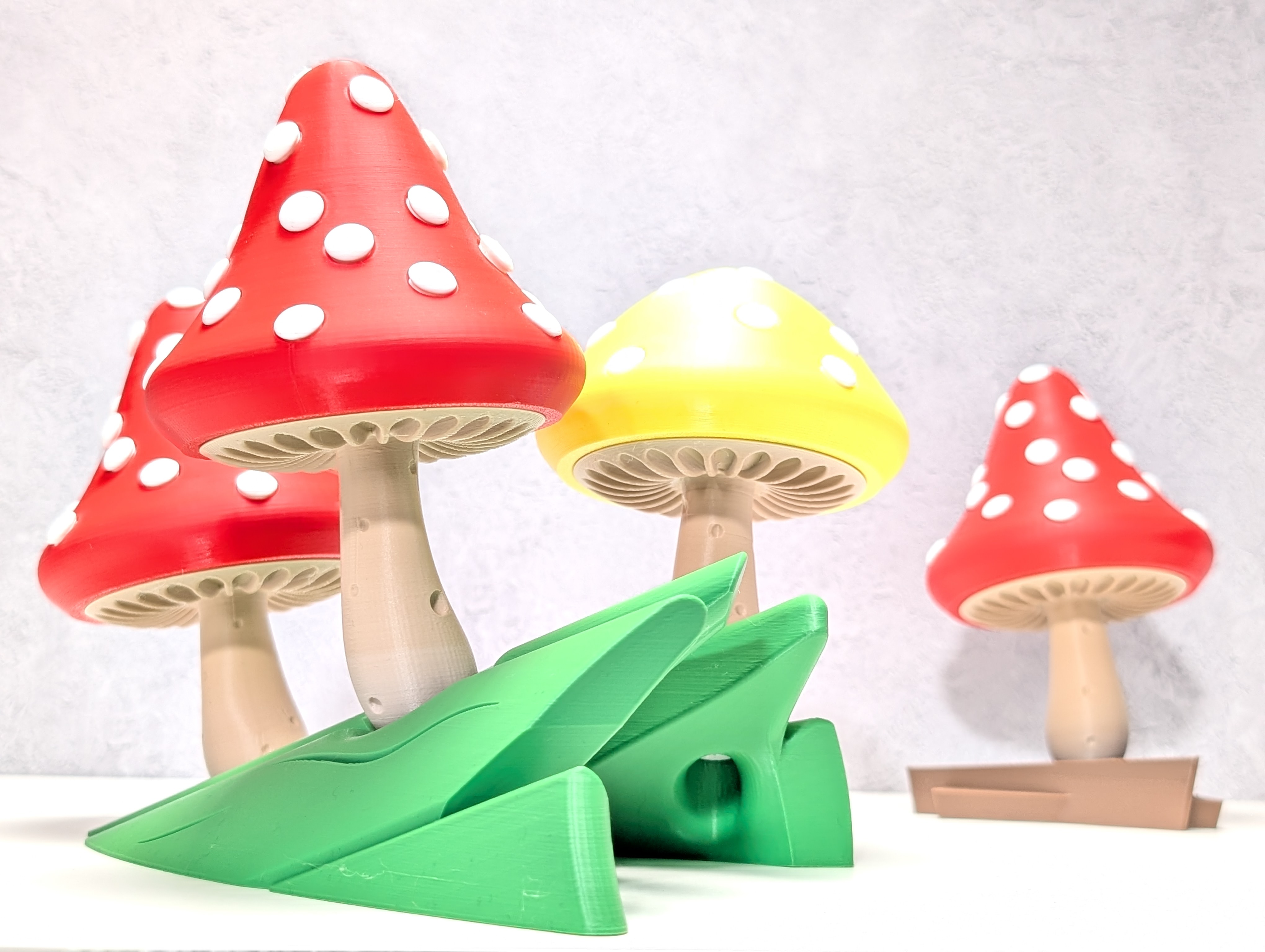 Spotty Toadstools — miniatura 10