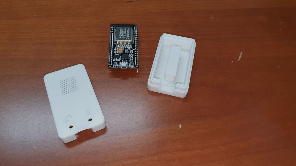 ESP32 Case / cover (no fasteners needed)
