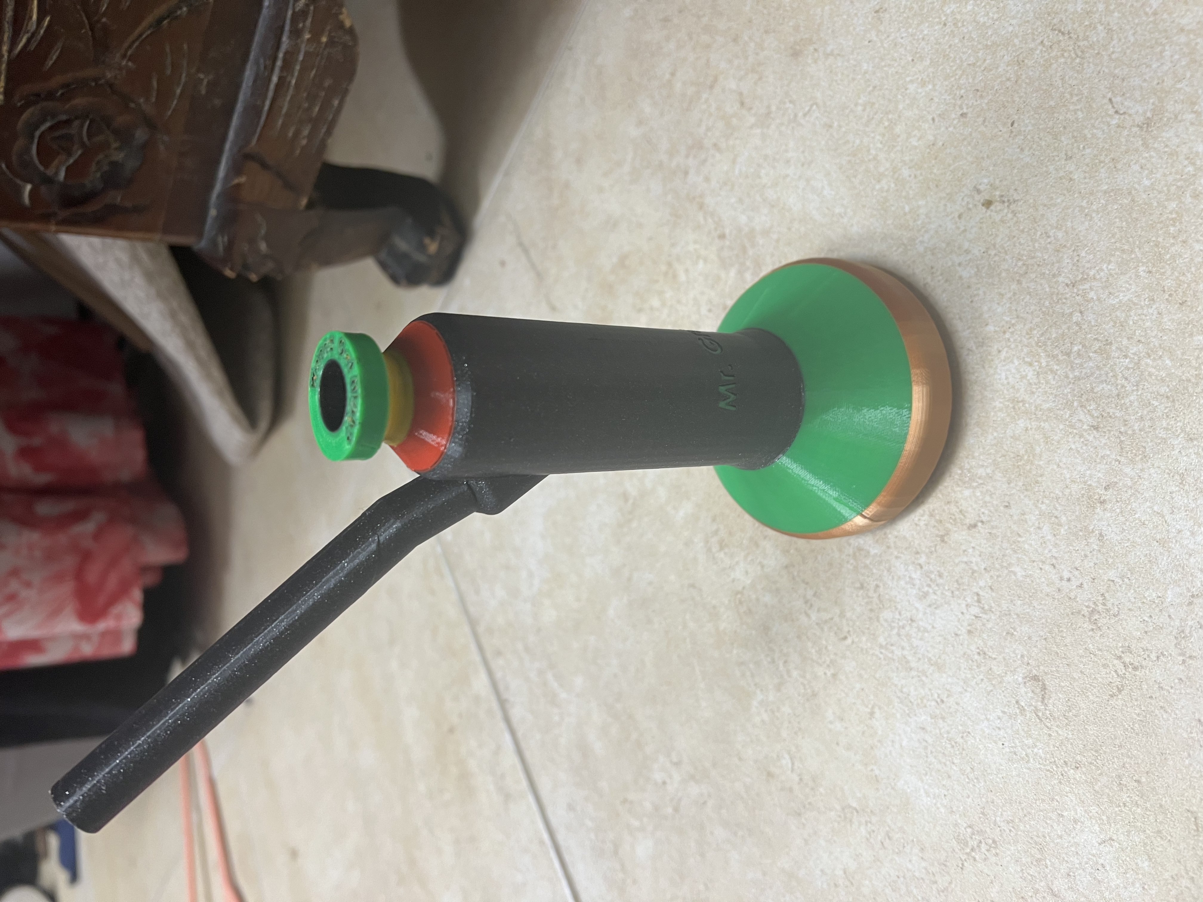 The Mini Beast Bong