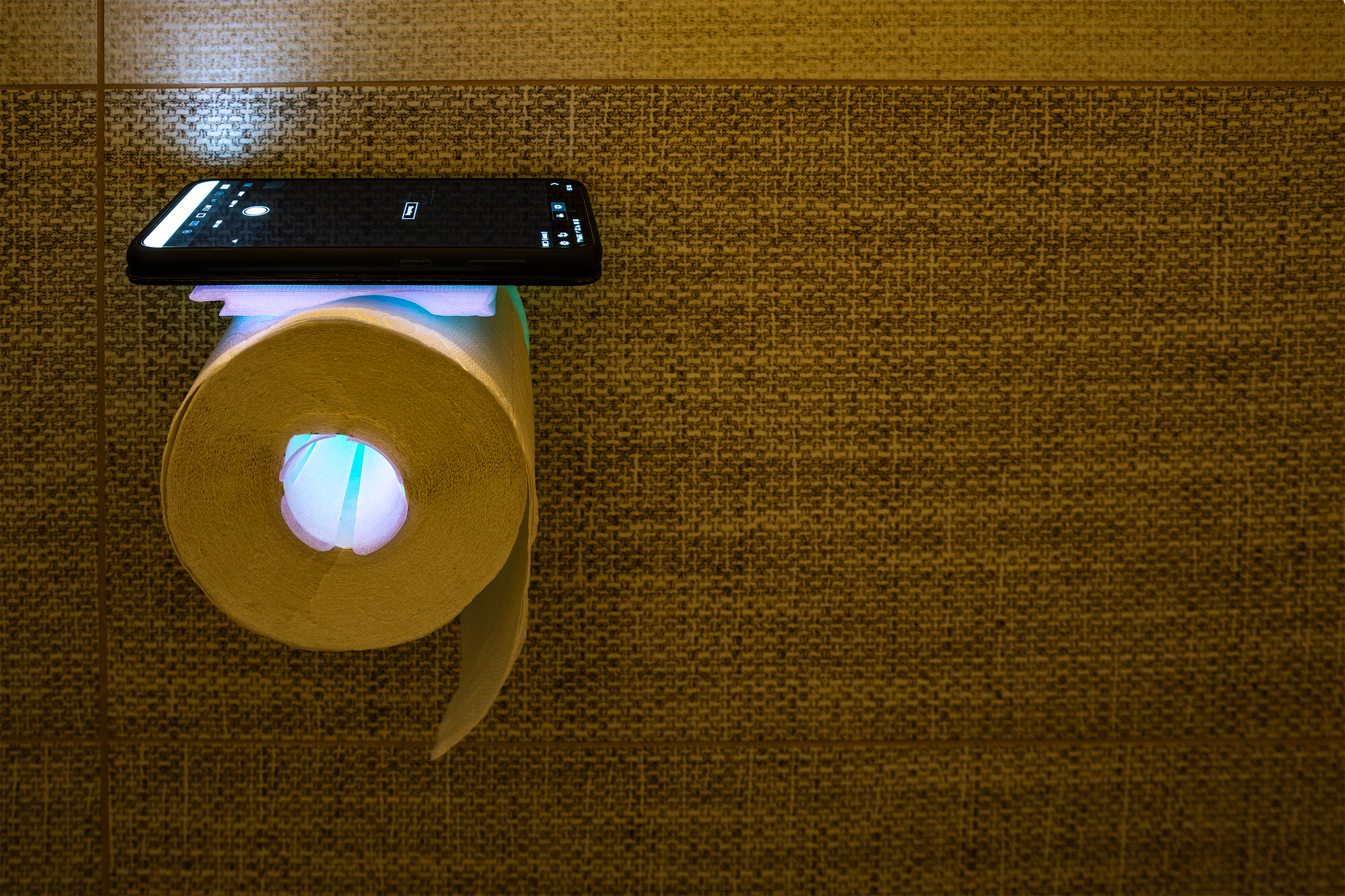 Toilet paper holder v2