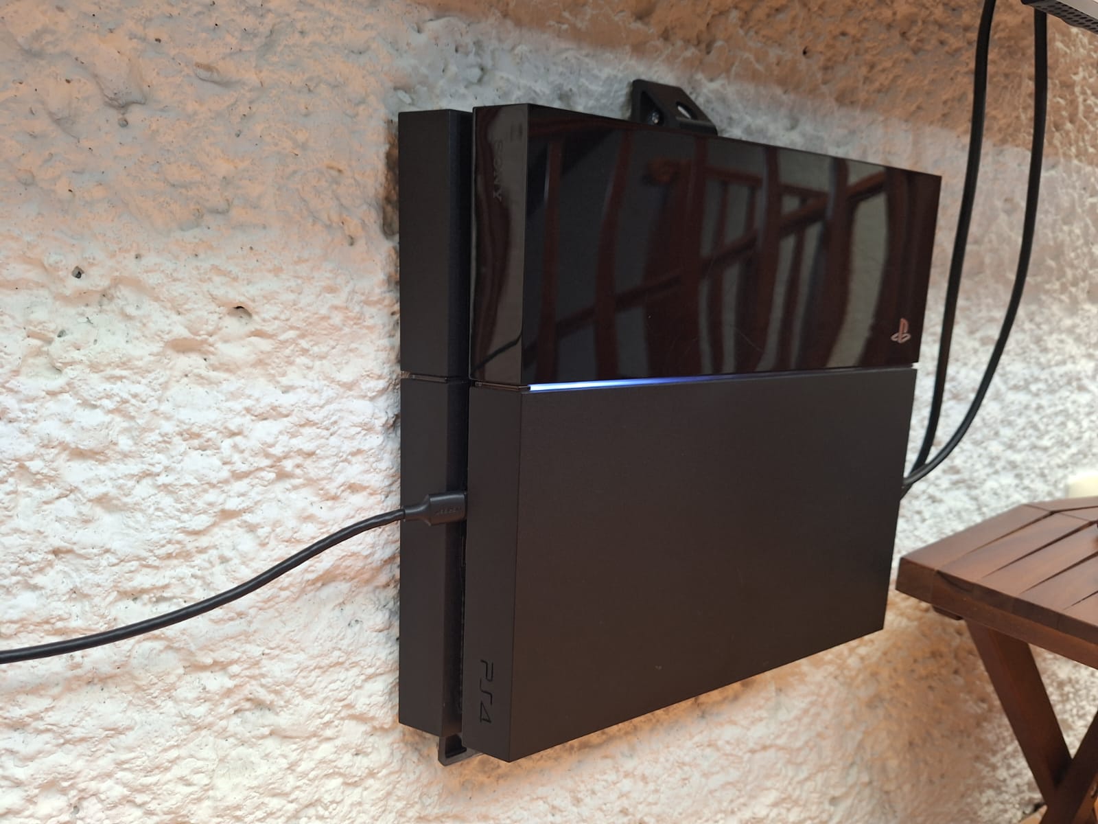 PS4 wall support (OG version)