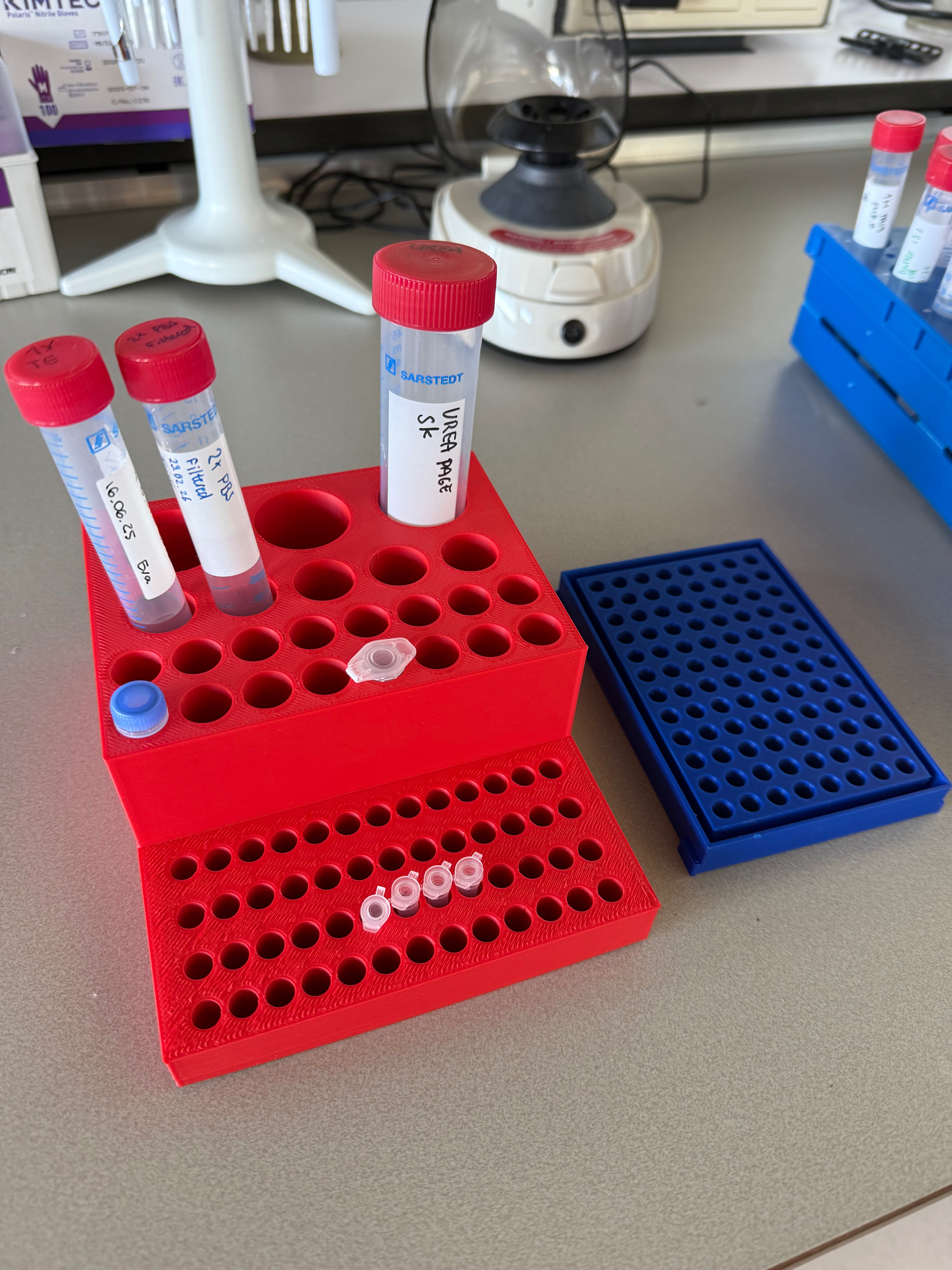 DNA replication tube racks
