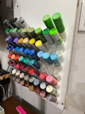 Acrylic paint holder