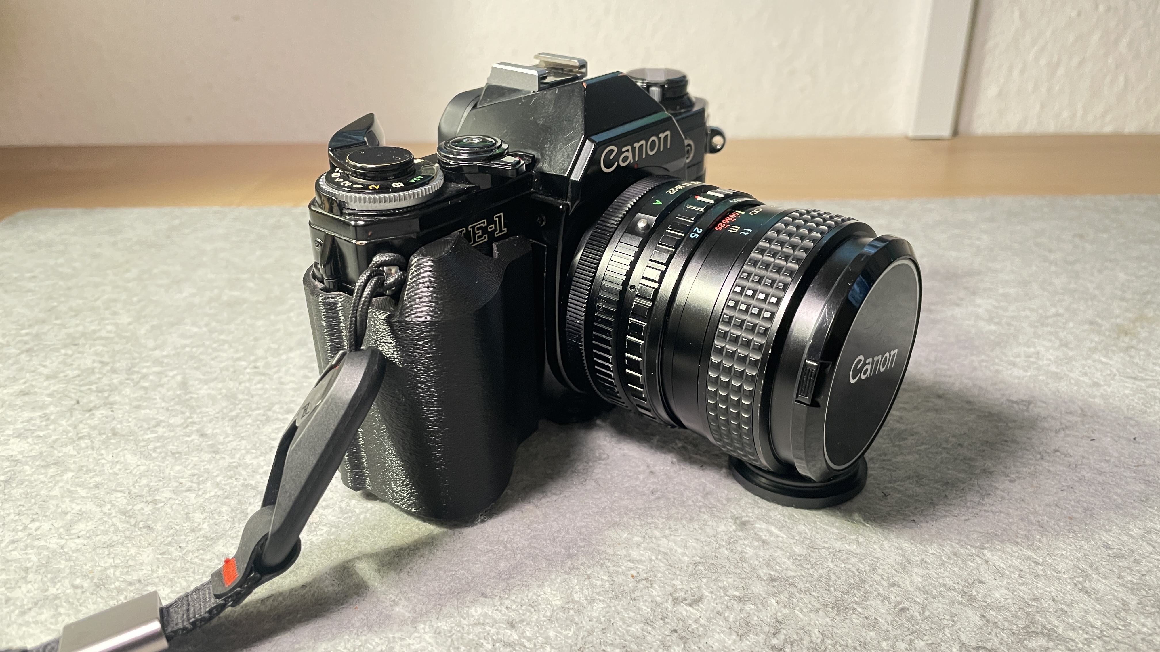 Canon AE-1 Grip