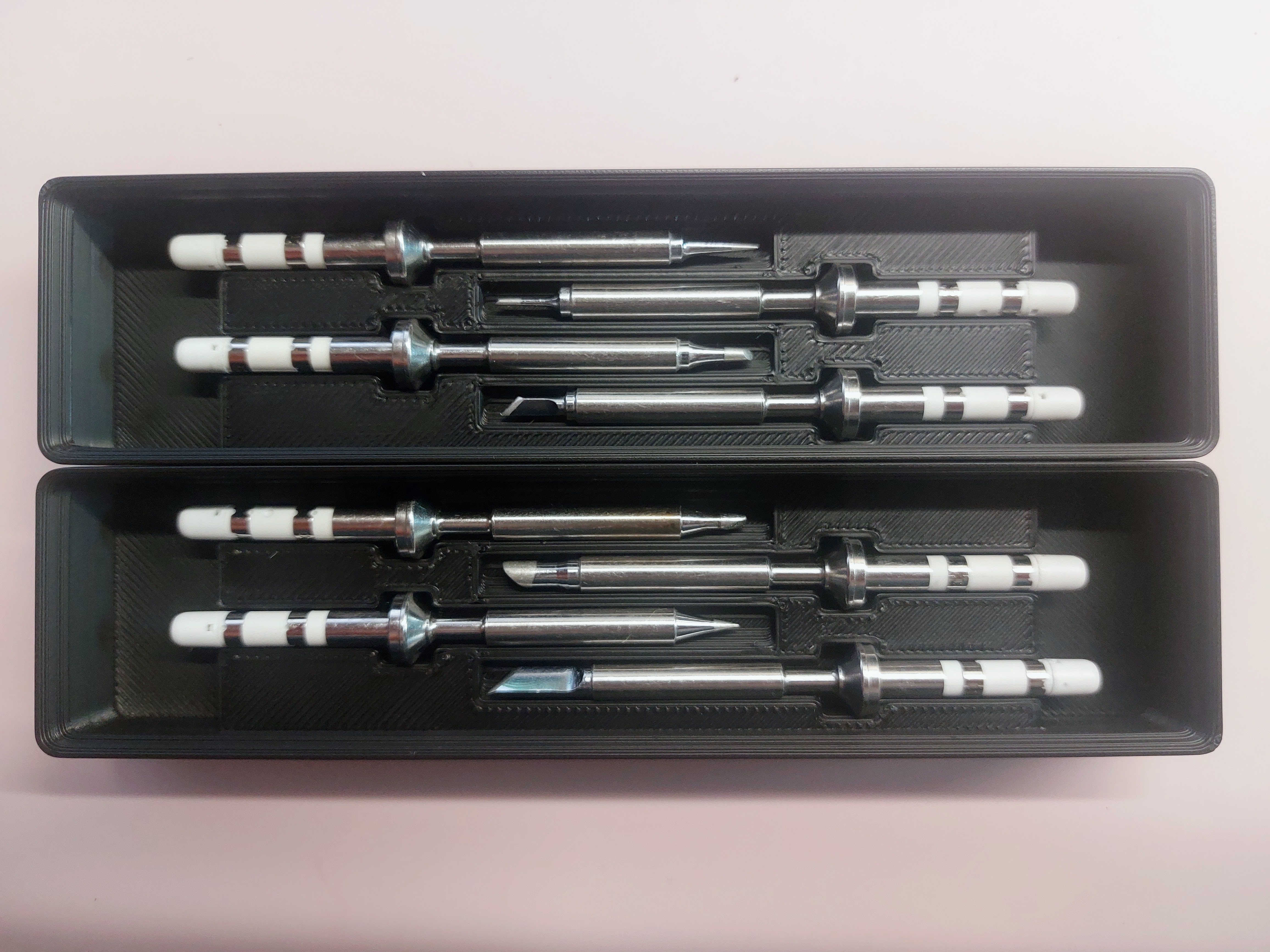 Gridfinity bin for Pinecil soldering tips