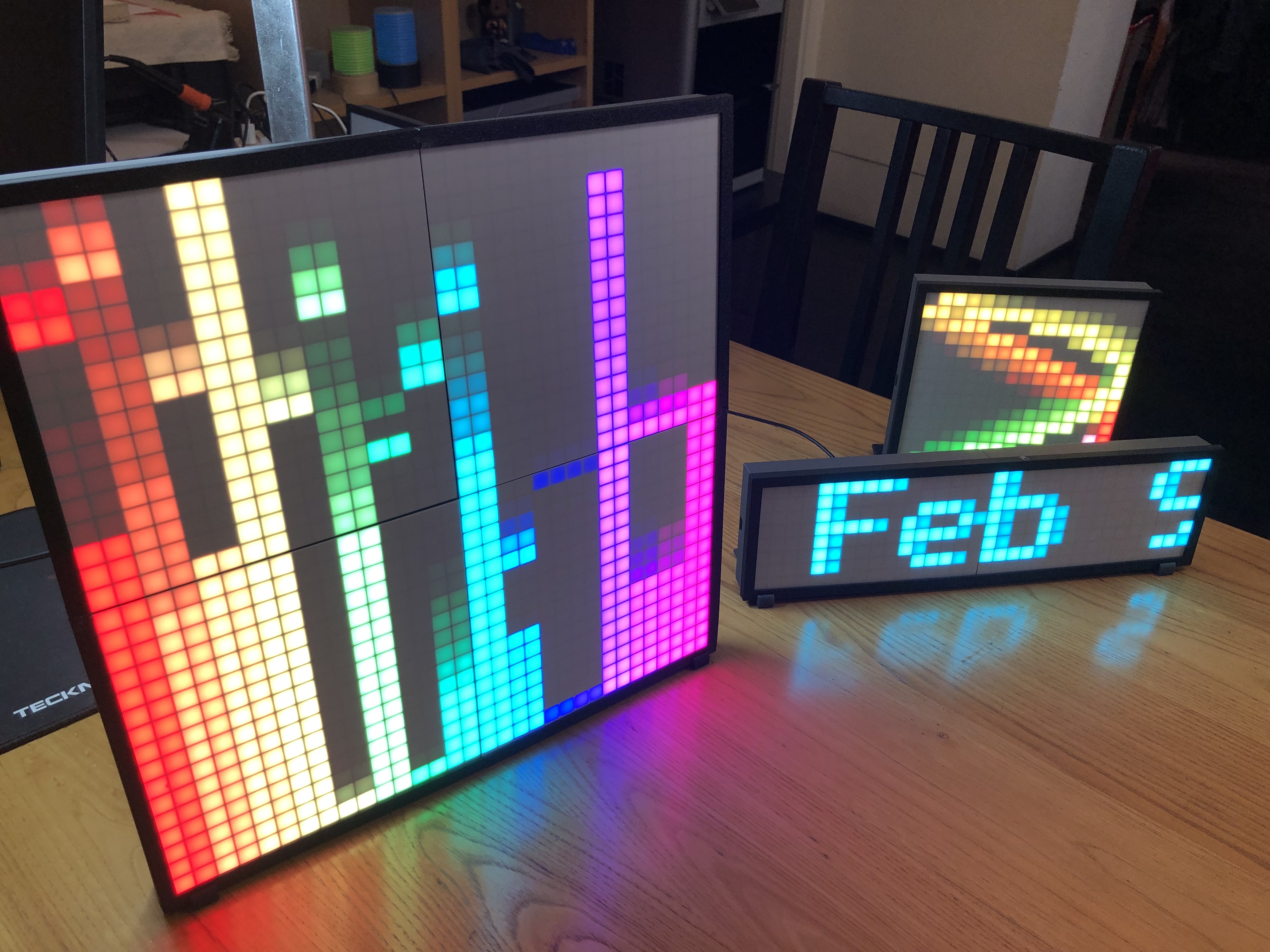 Miniatura 4 do modelo 3D 32x32 LED Matrix Frame with Diffuser Grid