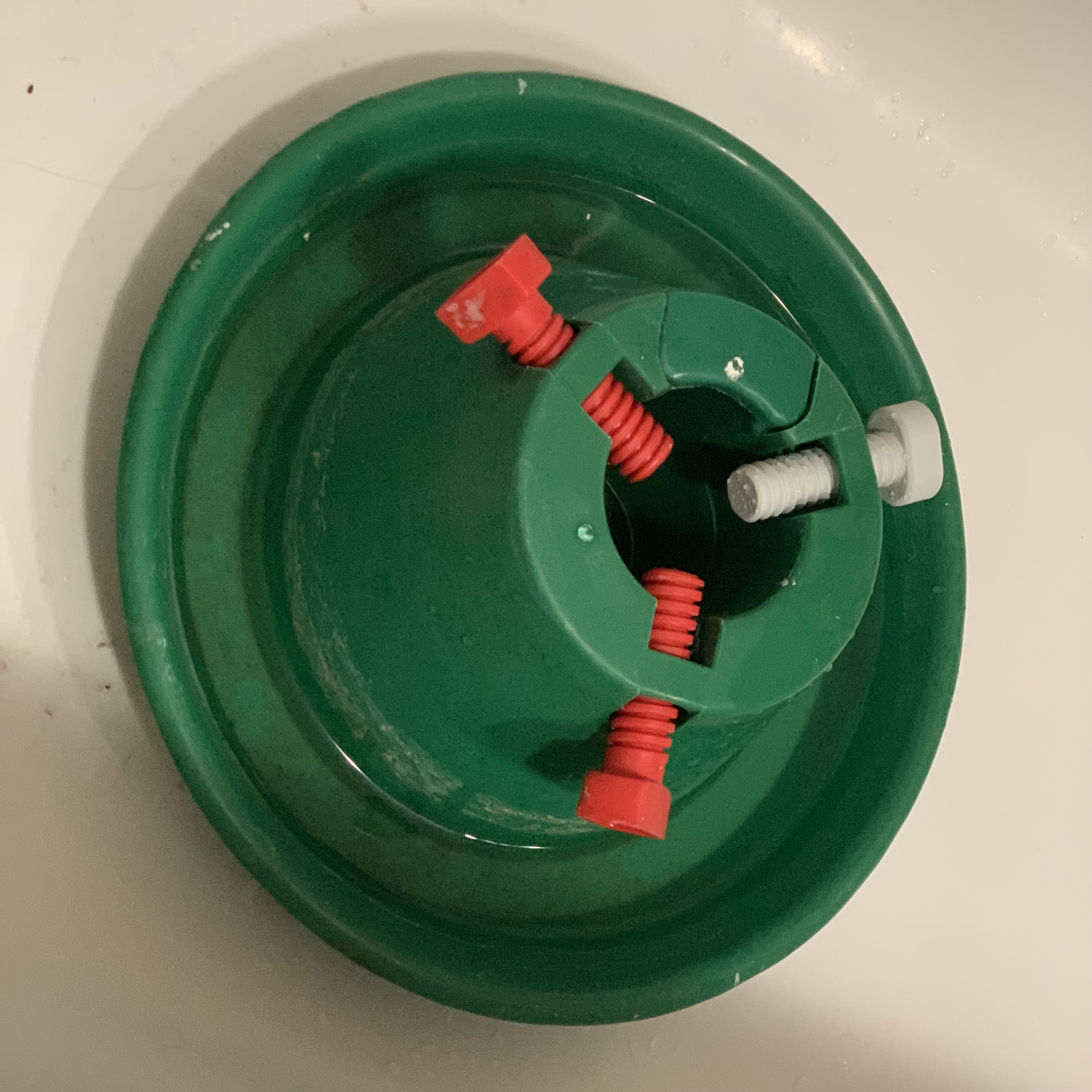 screw for x-mass tree stand