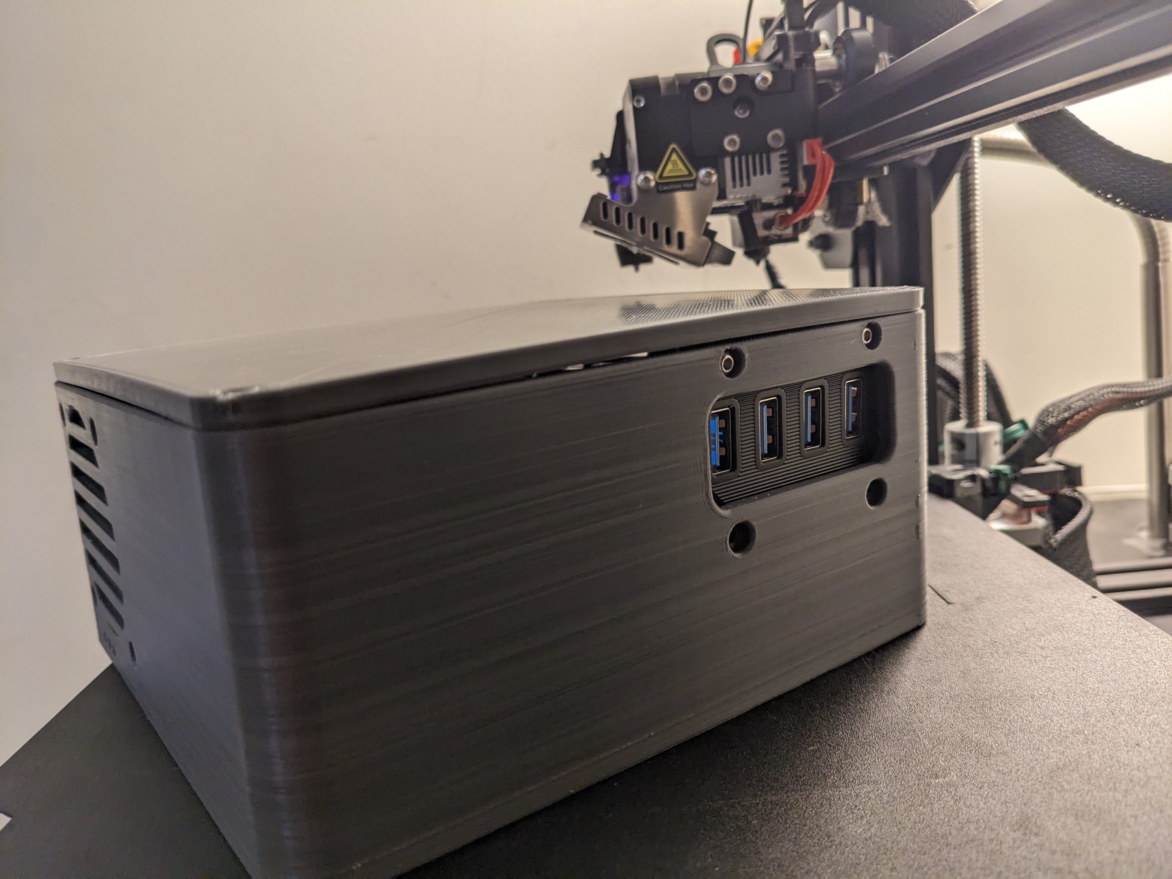 Miniatura 5 do modelo 3D Raspberry Pi NAS