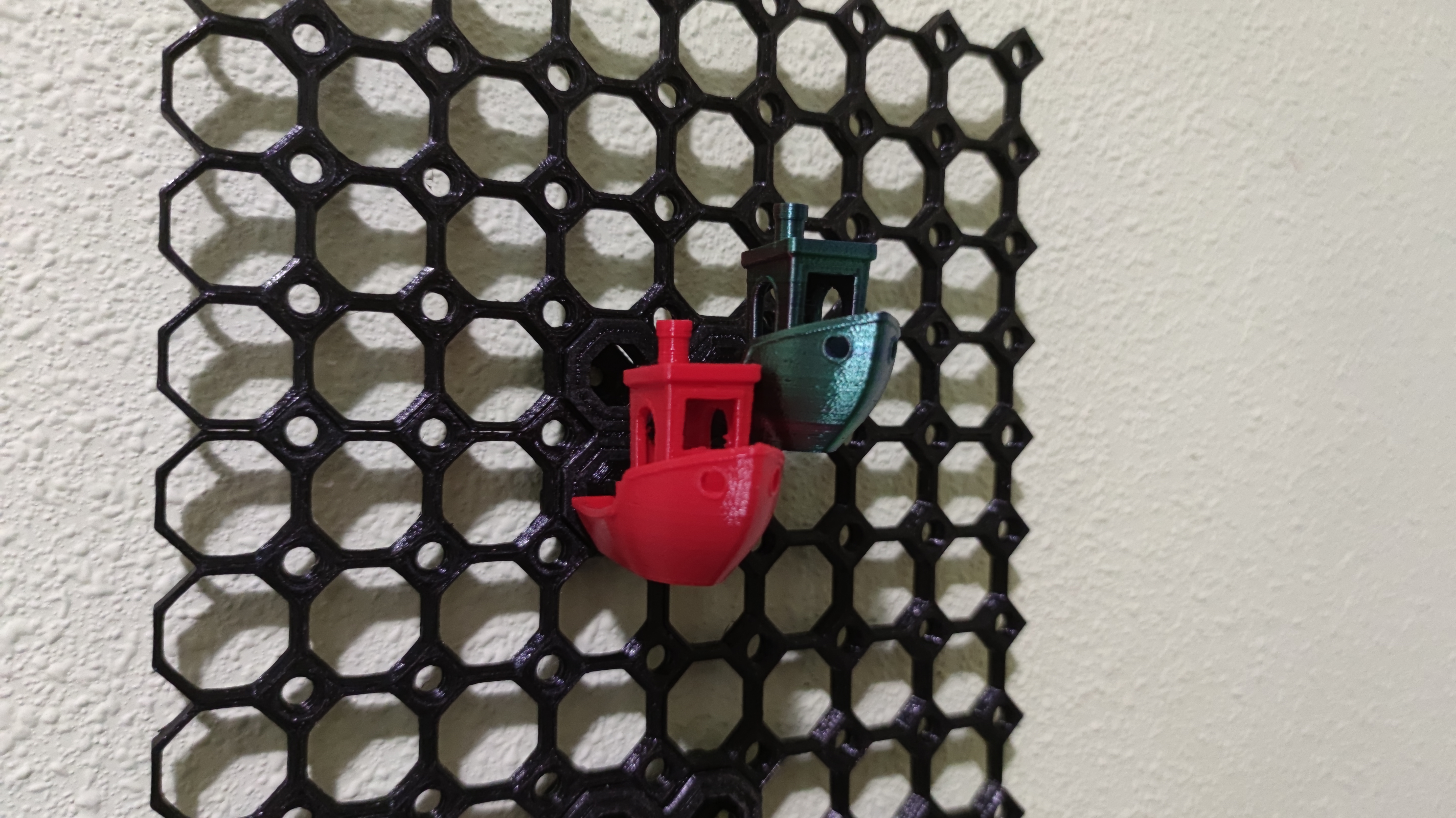 Benchy Holder for Multiboard