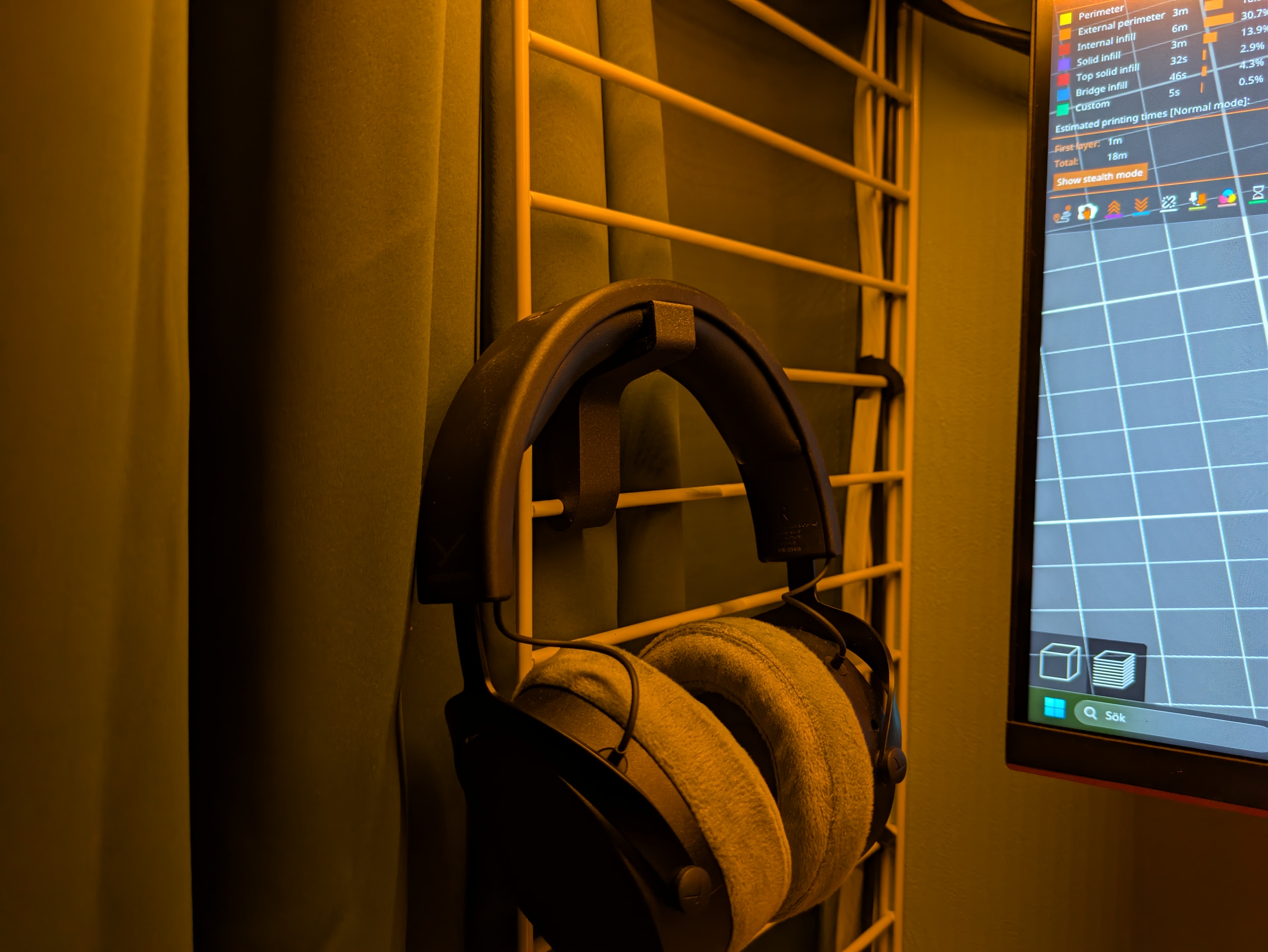 String furniture headphone hanger 3D model