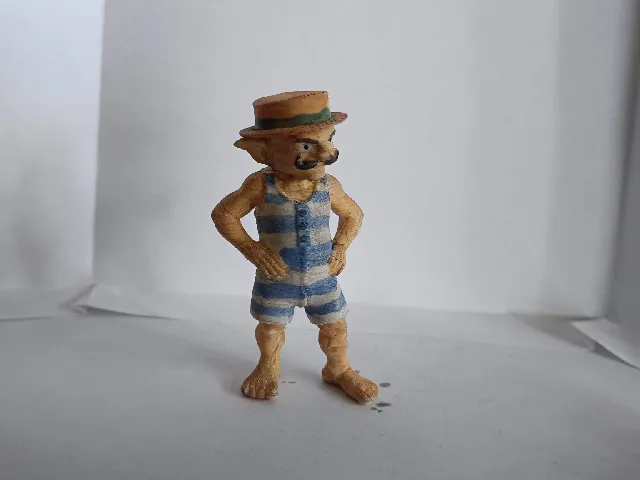 Goblin in victorian swinsuit