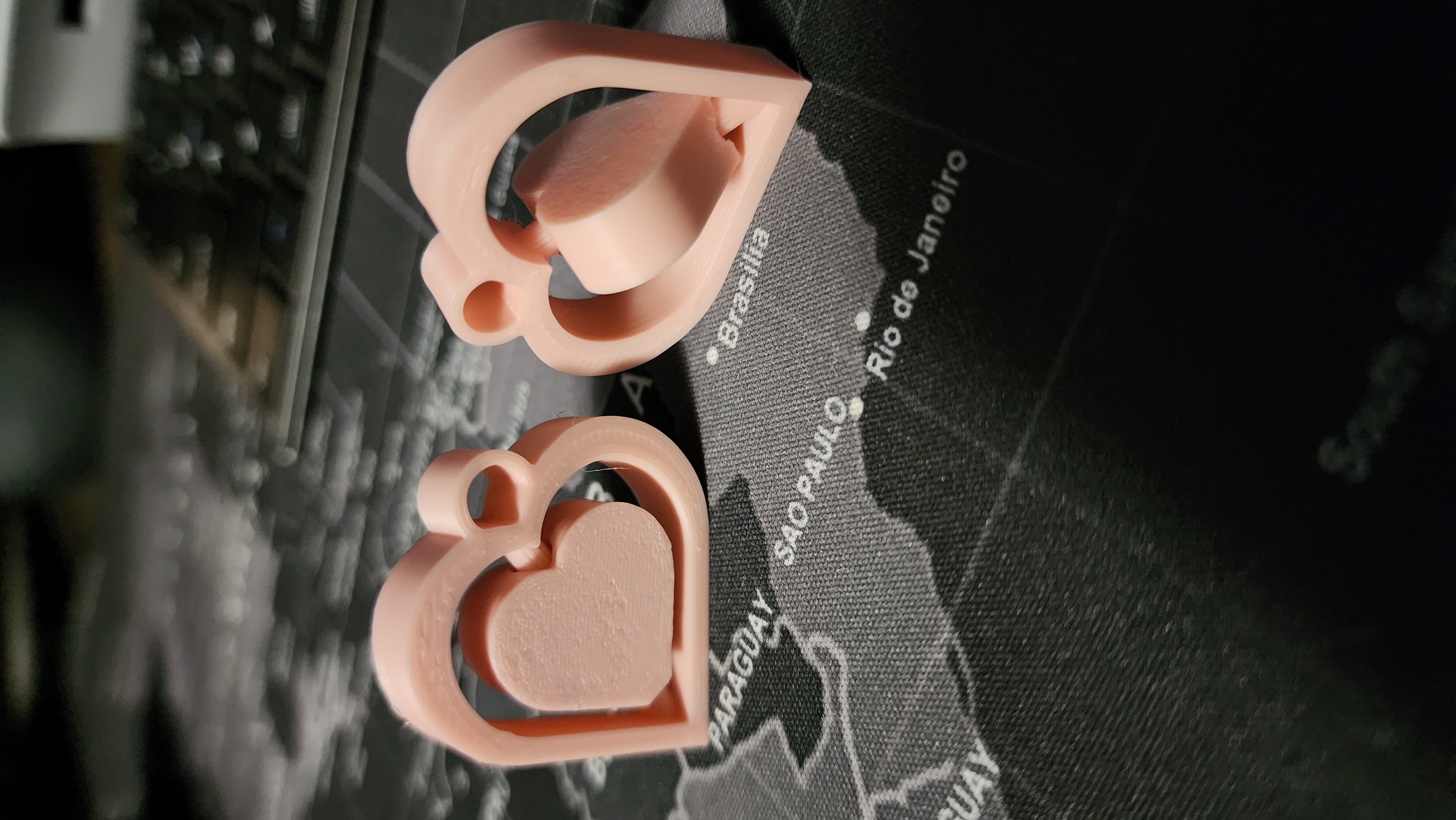 Spinning Heart Keychain - Fidget Toy