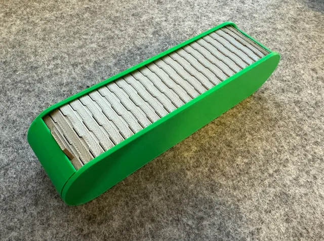 Compact Roll-Top Pill Box