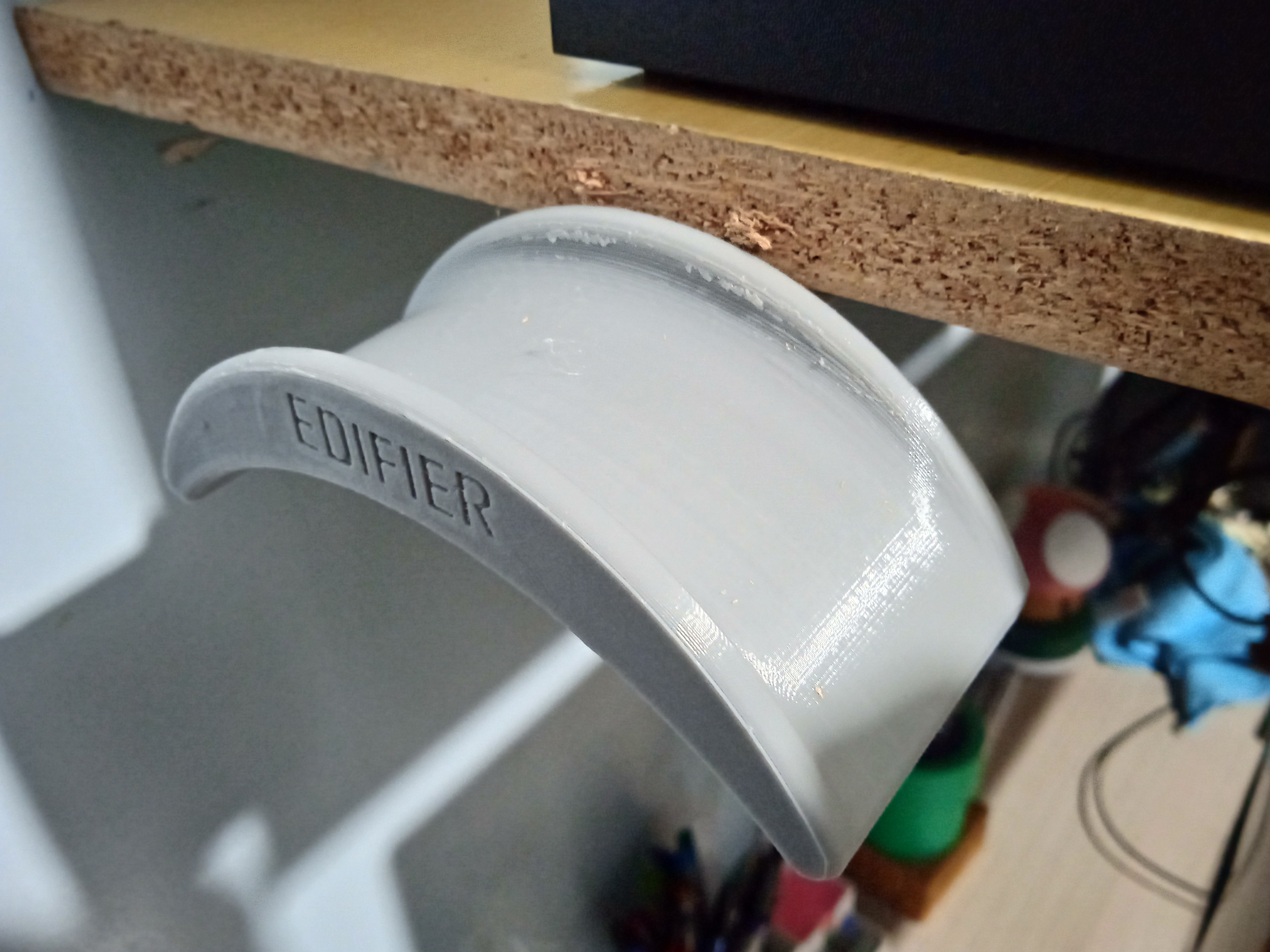 Headphone Support for Edifier W600BT