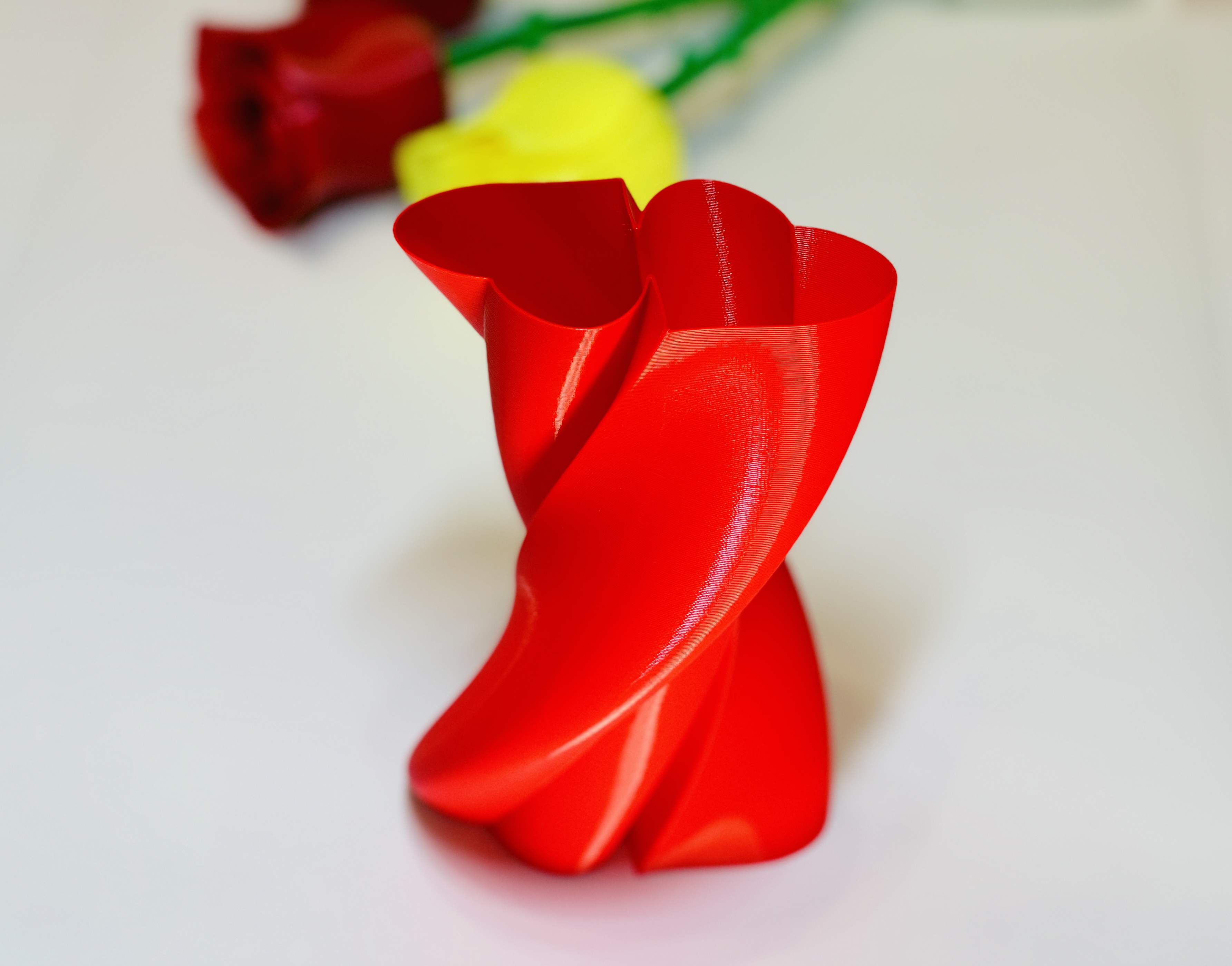 Gathered Hearts Vase - Vase Mode Print