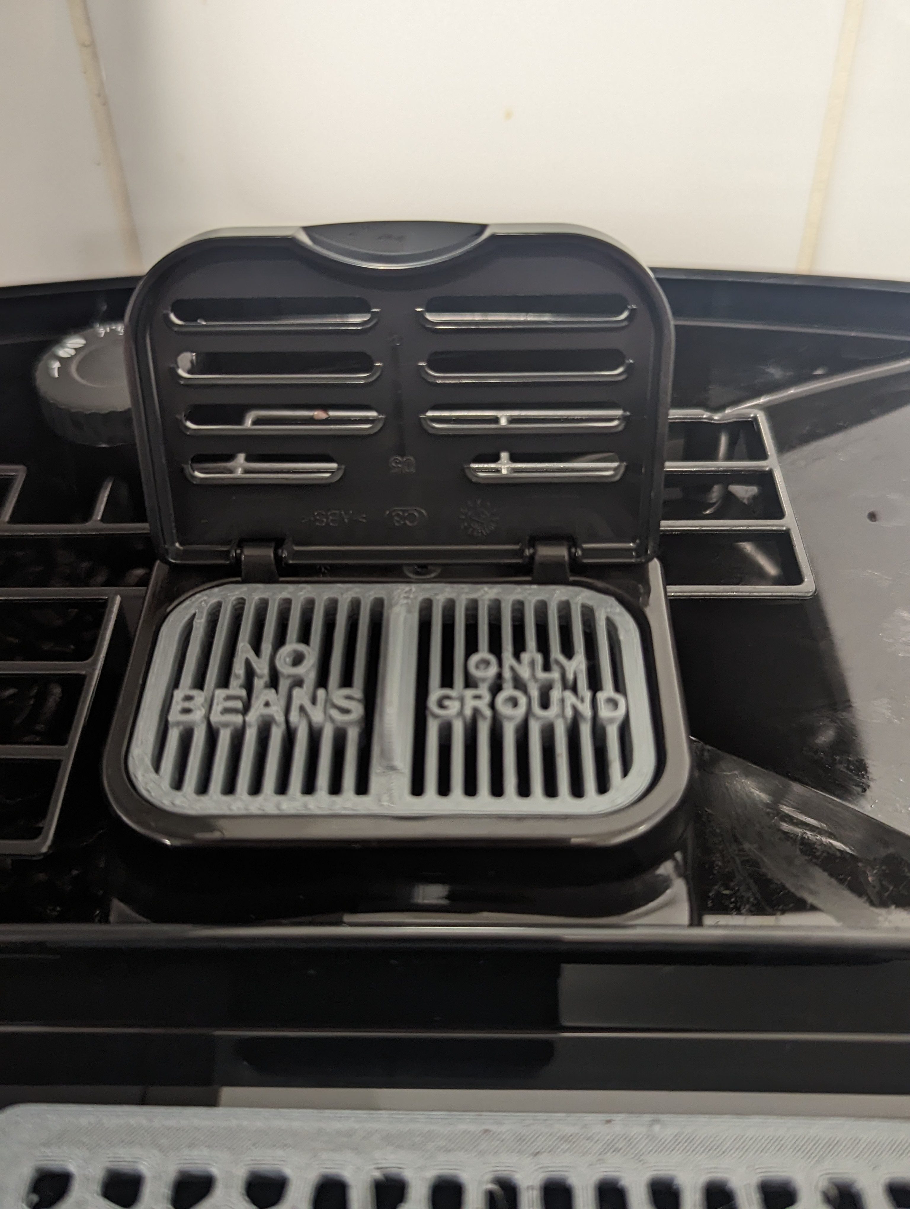 DeLonghi Magnifica preground coffee funnel cap vented by Blaahen