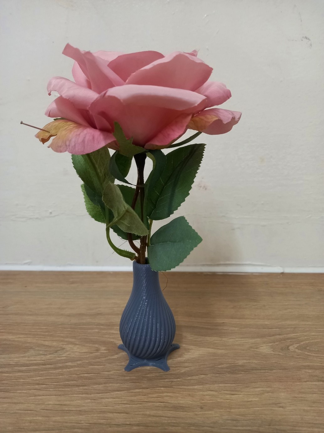 Miniatura 3 do modelo 3D Flower Vase