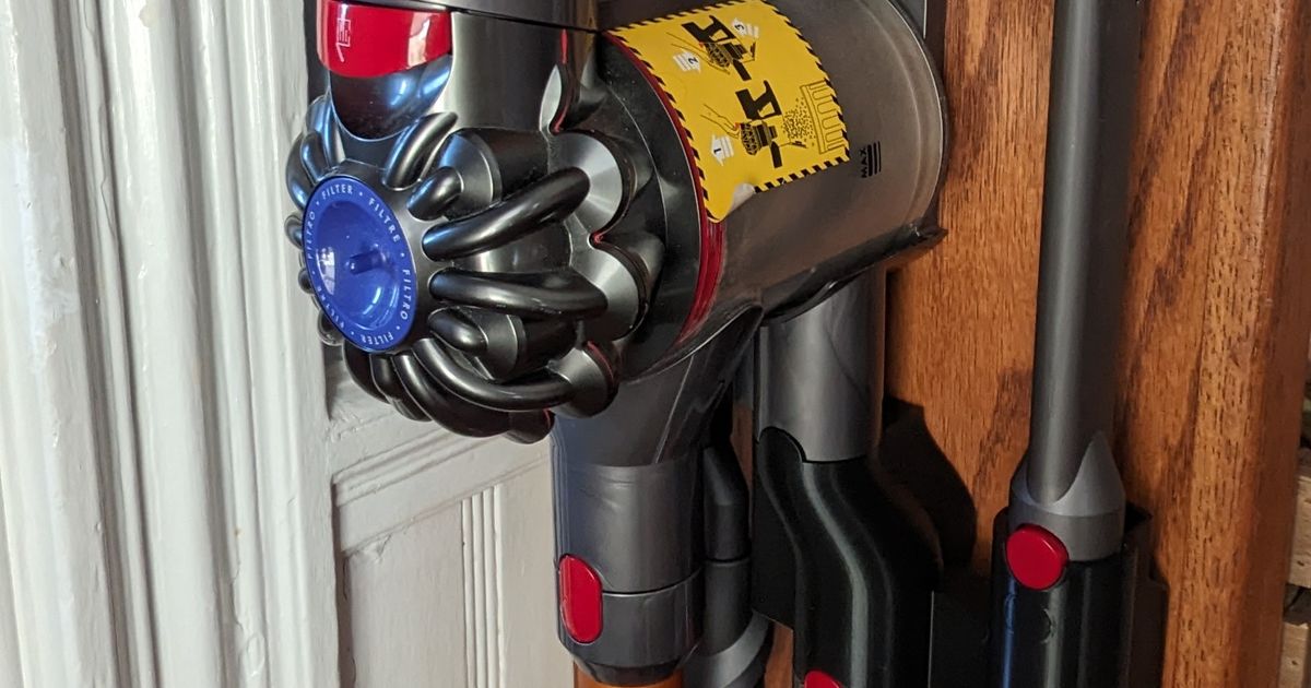 Dyson V8 Accessory Holder modification by Deadhead Surfer Download