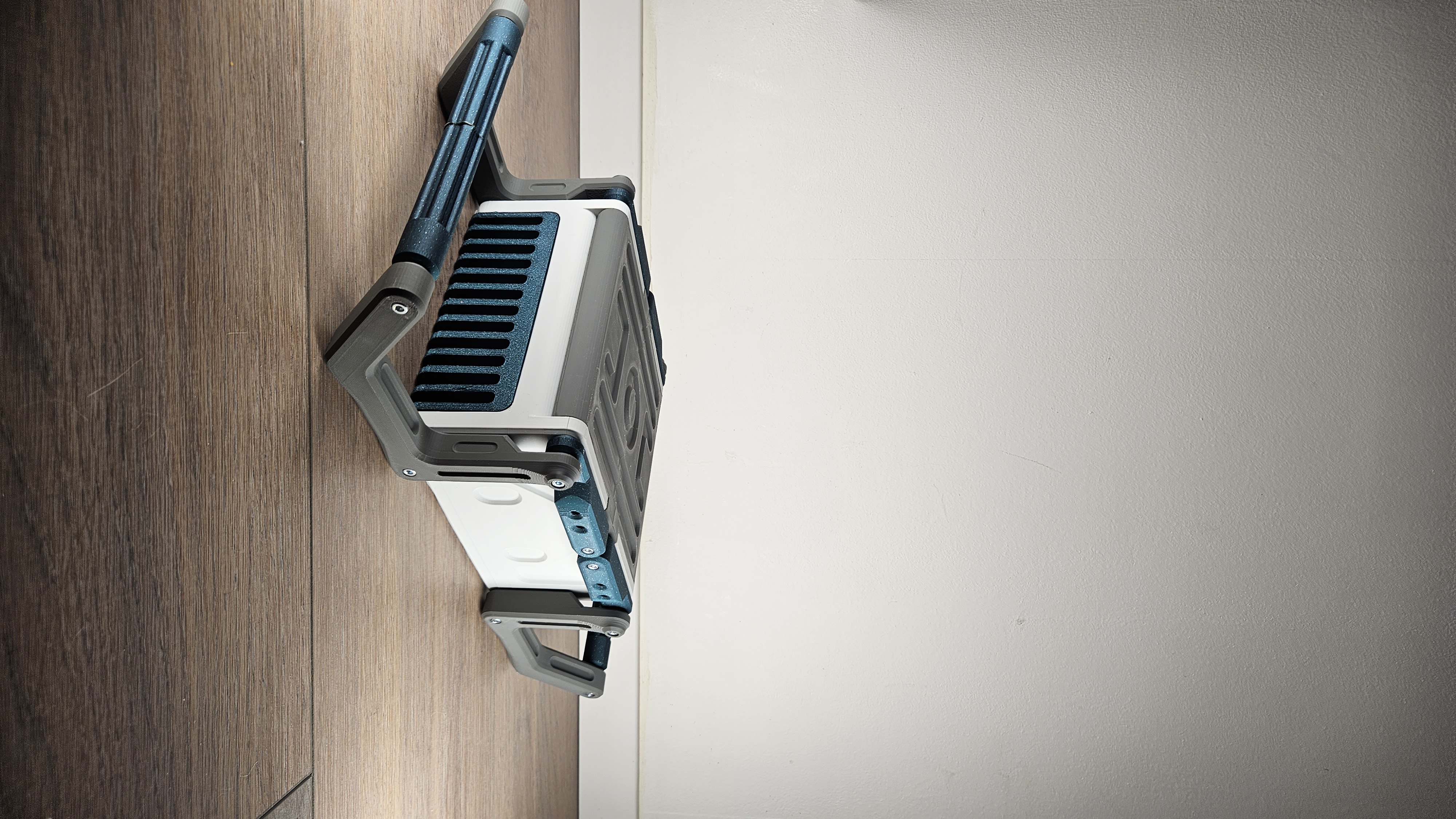 Miniatura 4 do modelo 3D FLIP (decorative storage box)