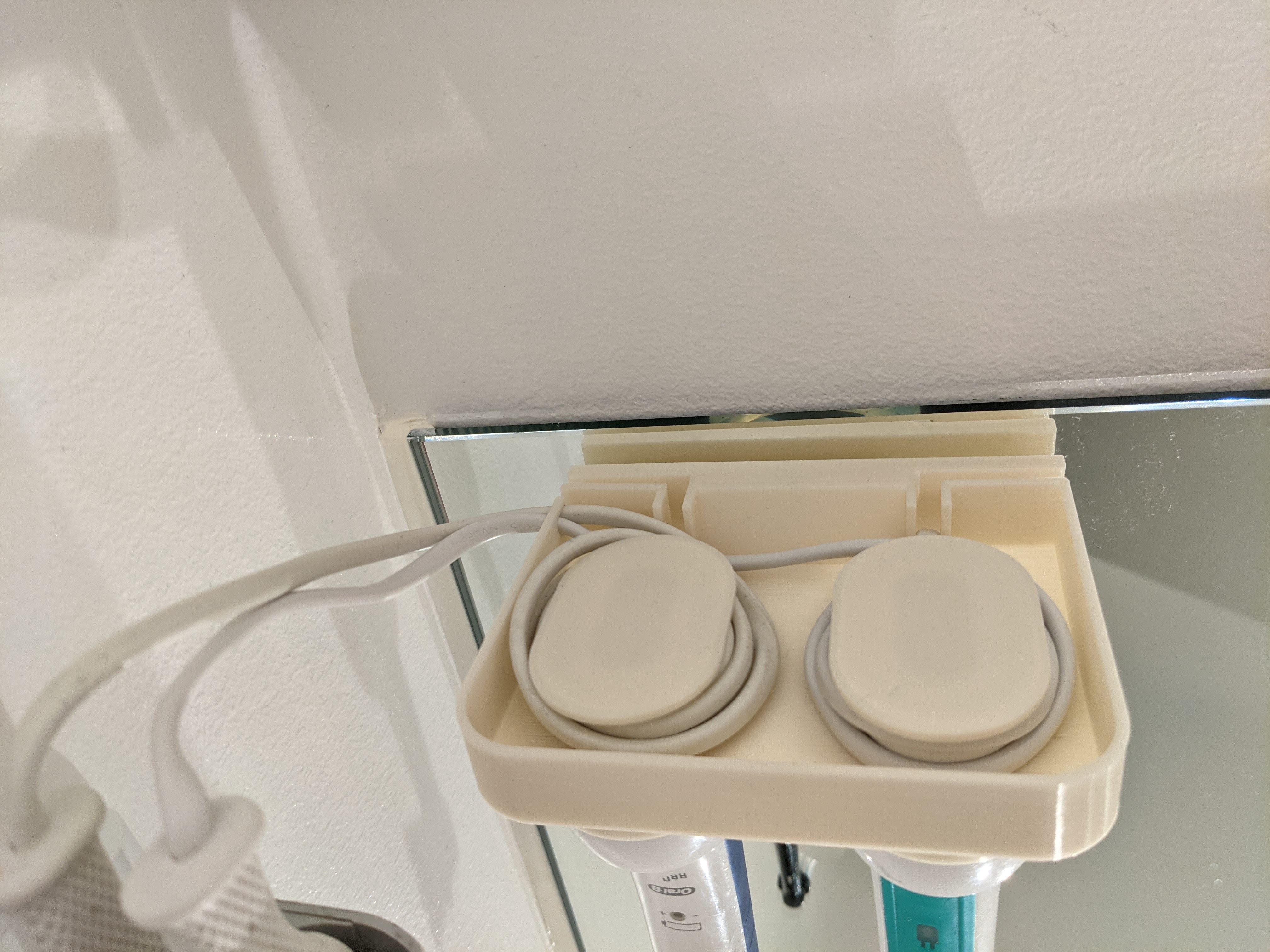 oralb electric toothbrush double charger holder suction cup by TDCN